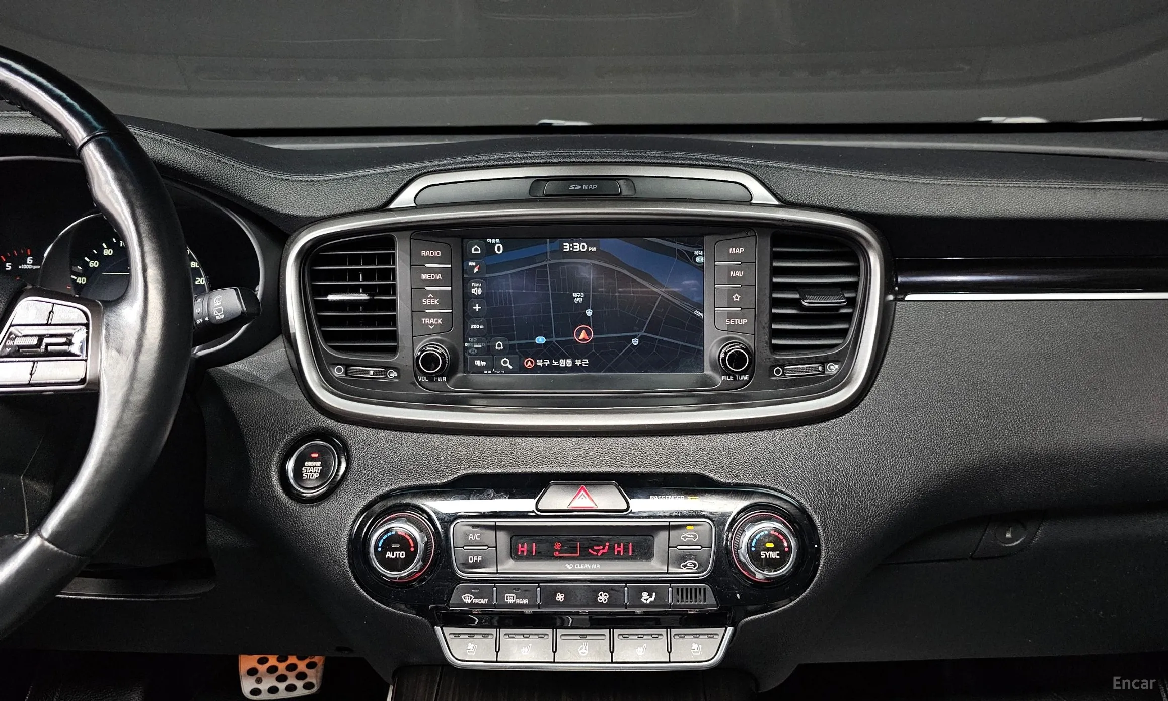 Kia Sorento превью 16