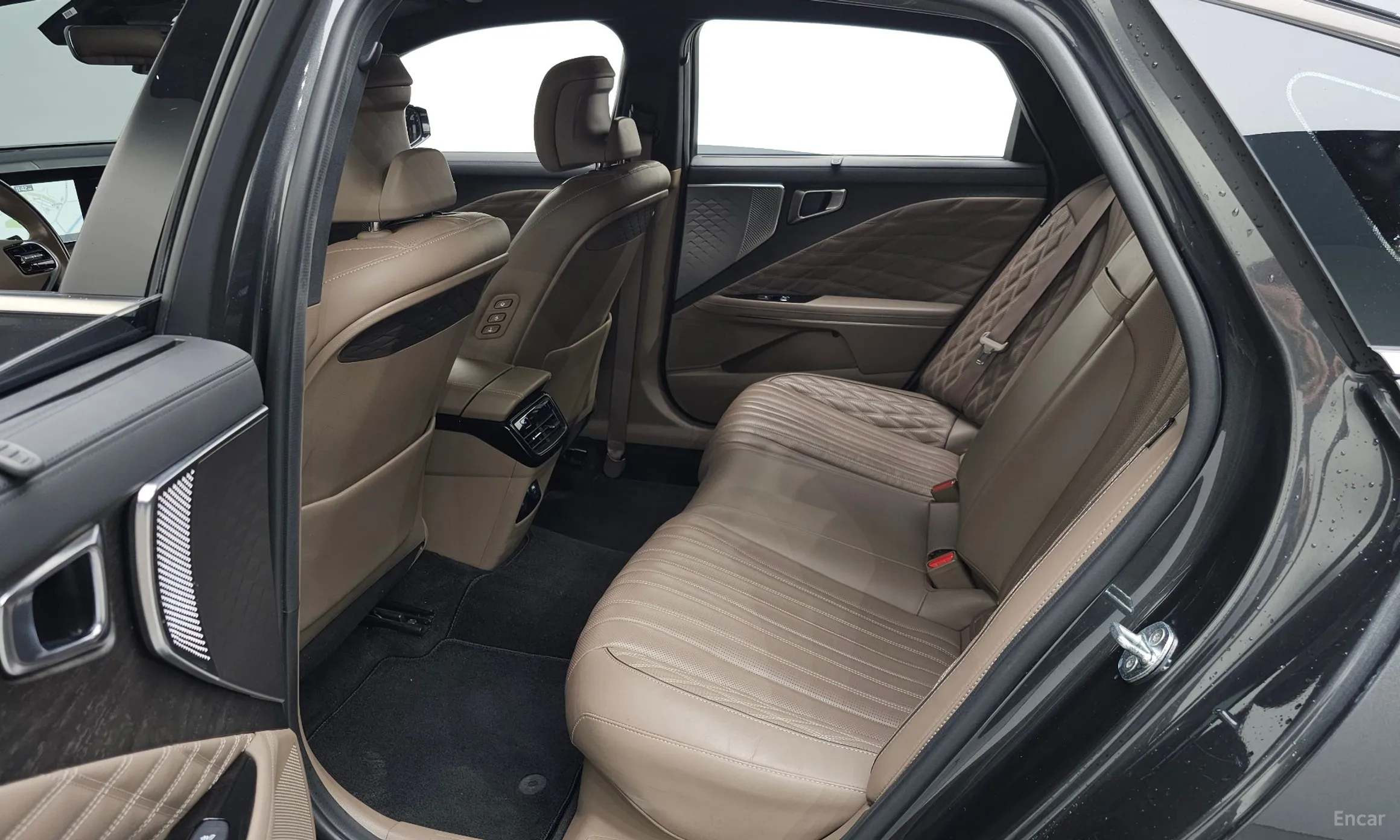Kia K8 Hybrid превью 12