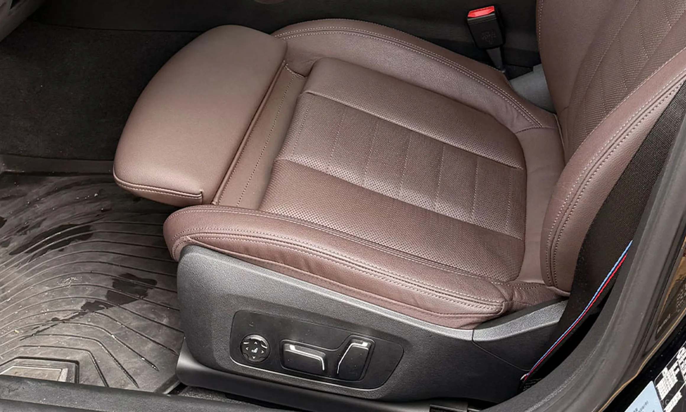 BMW Series 4 (G22) превью 14