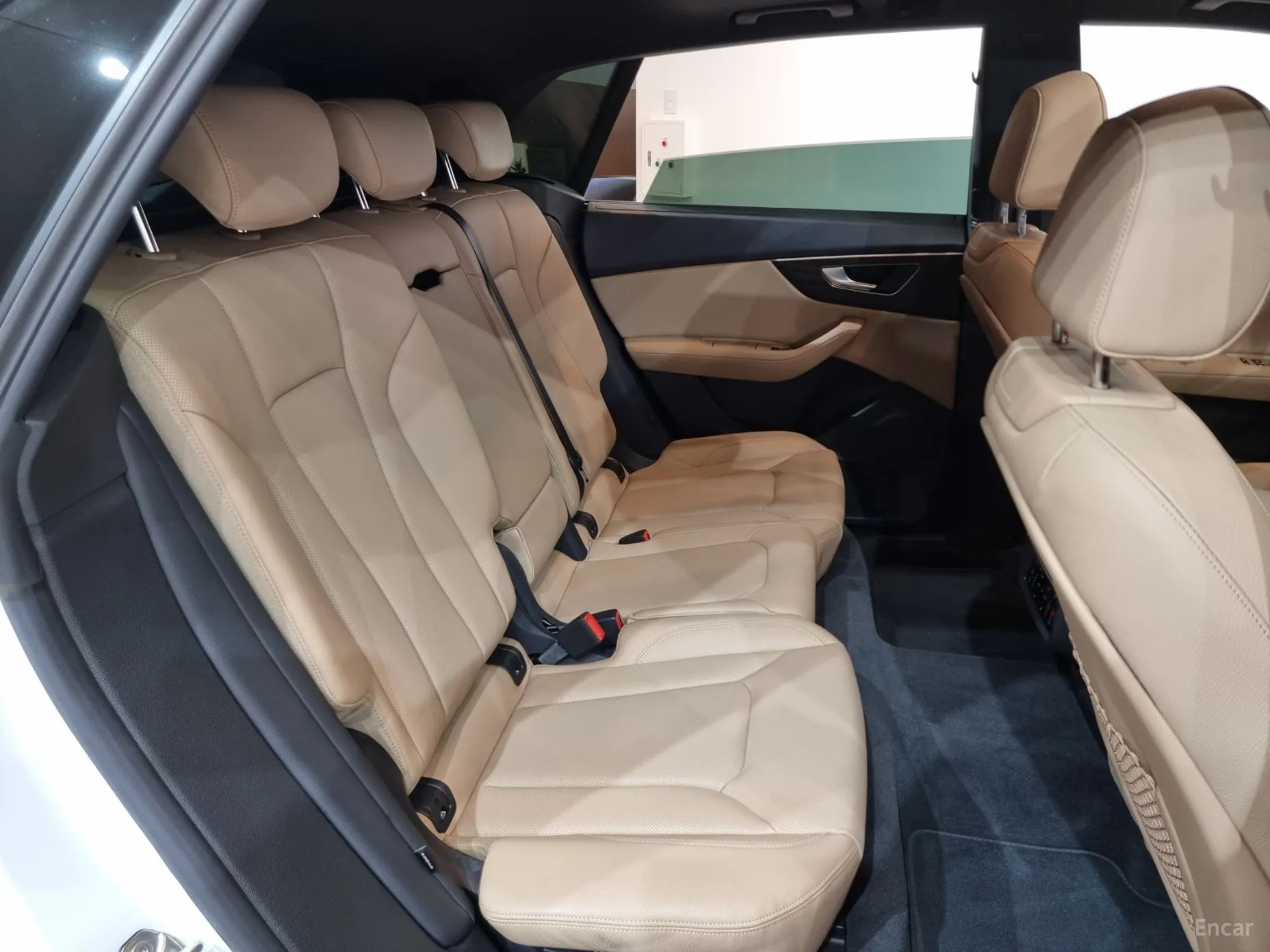 Audi Q8 (4M) превью 15