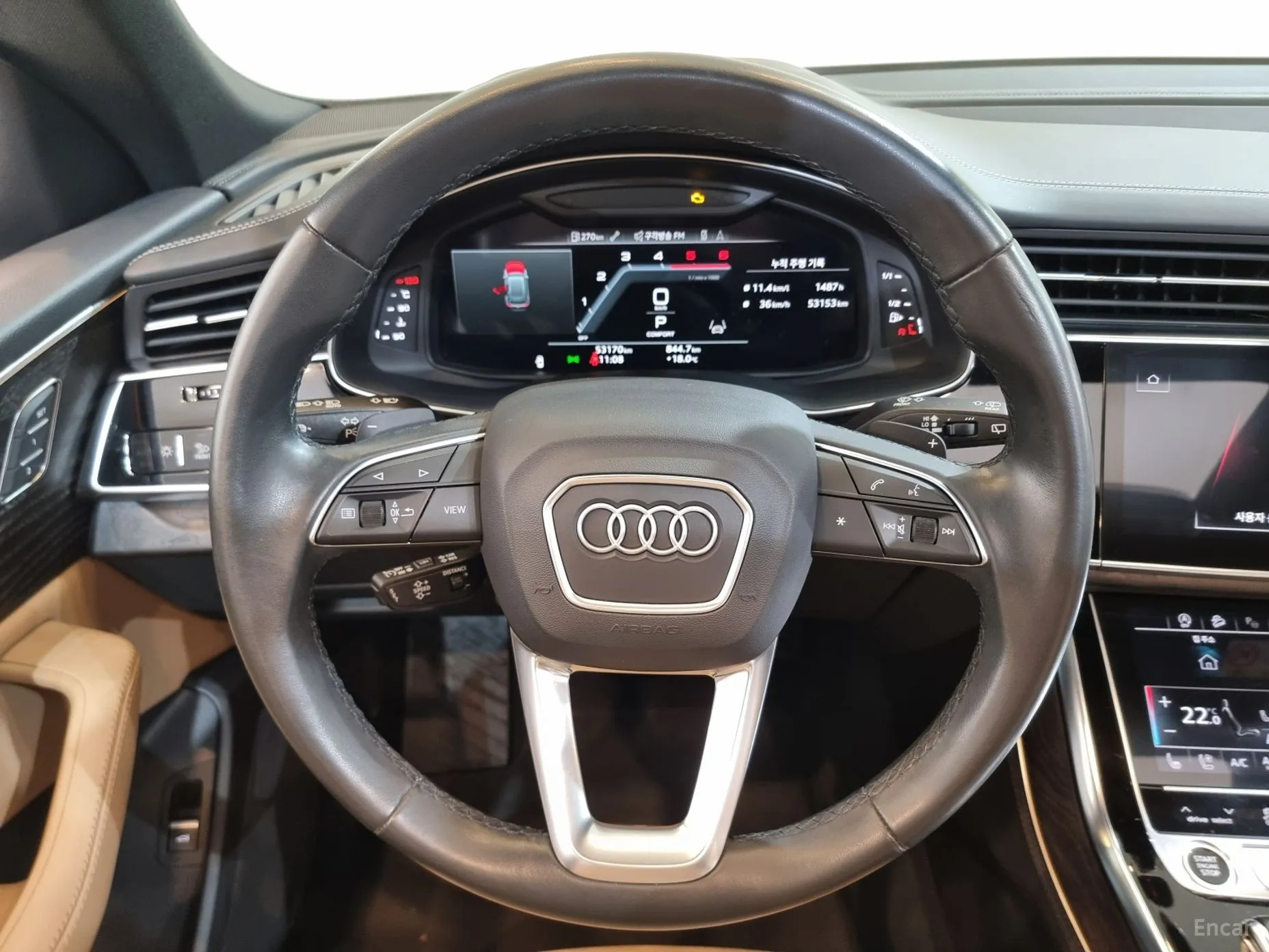 Audi Q8 (4M) превью 19