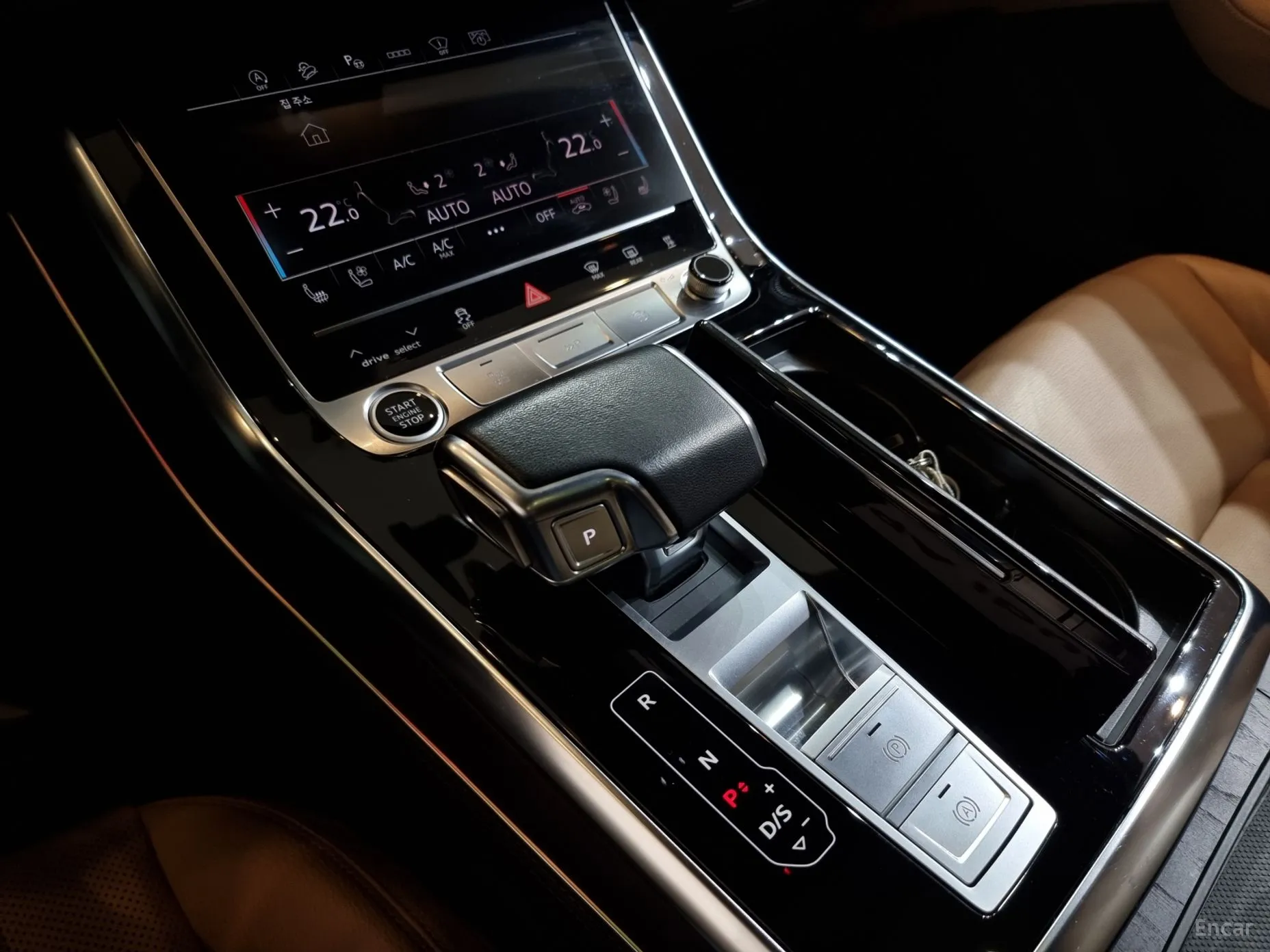 Audi Q8 (4M) превью 9