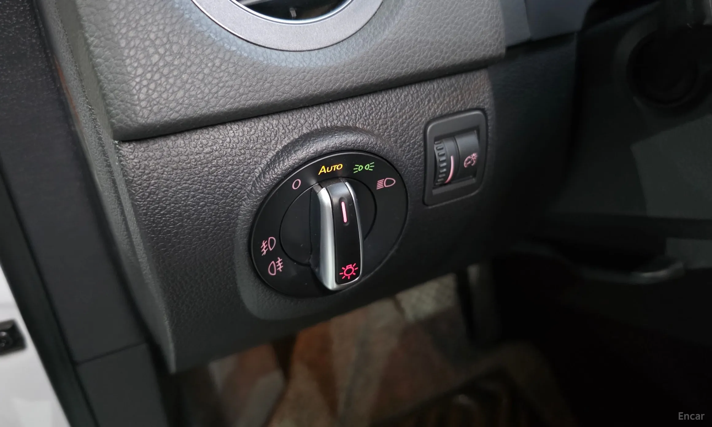 Volkswagen New Tiguan превью 18