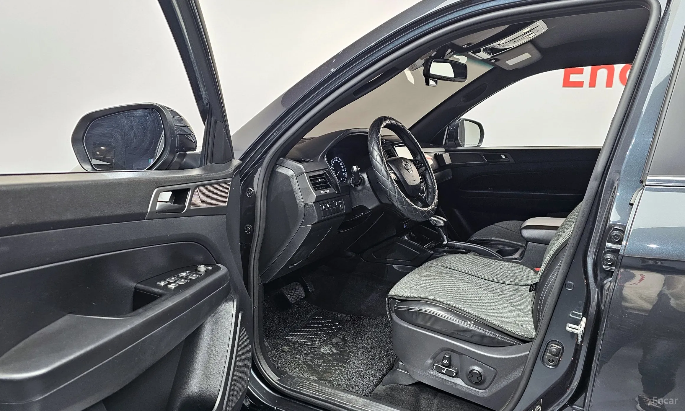 KG Mobility (SsangYong) Rexton Sports превью 11