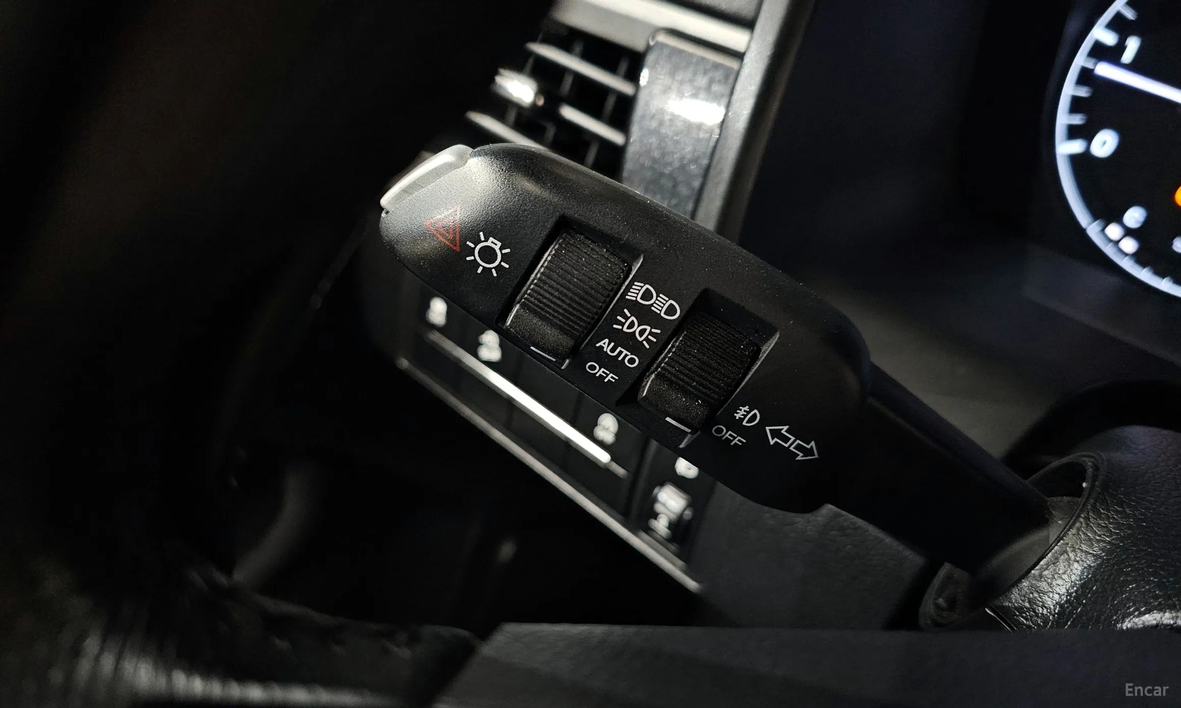 KG Mobility (SsangYong) Rexton Sports превью 18