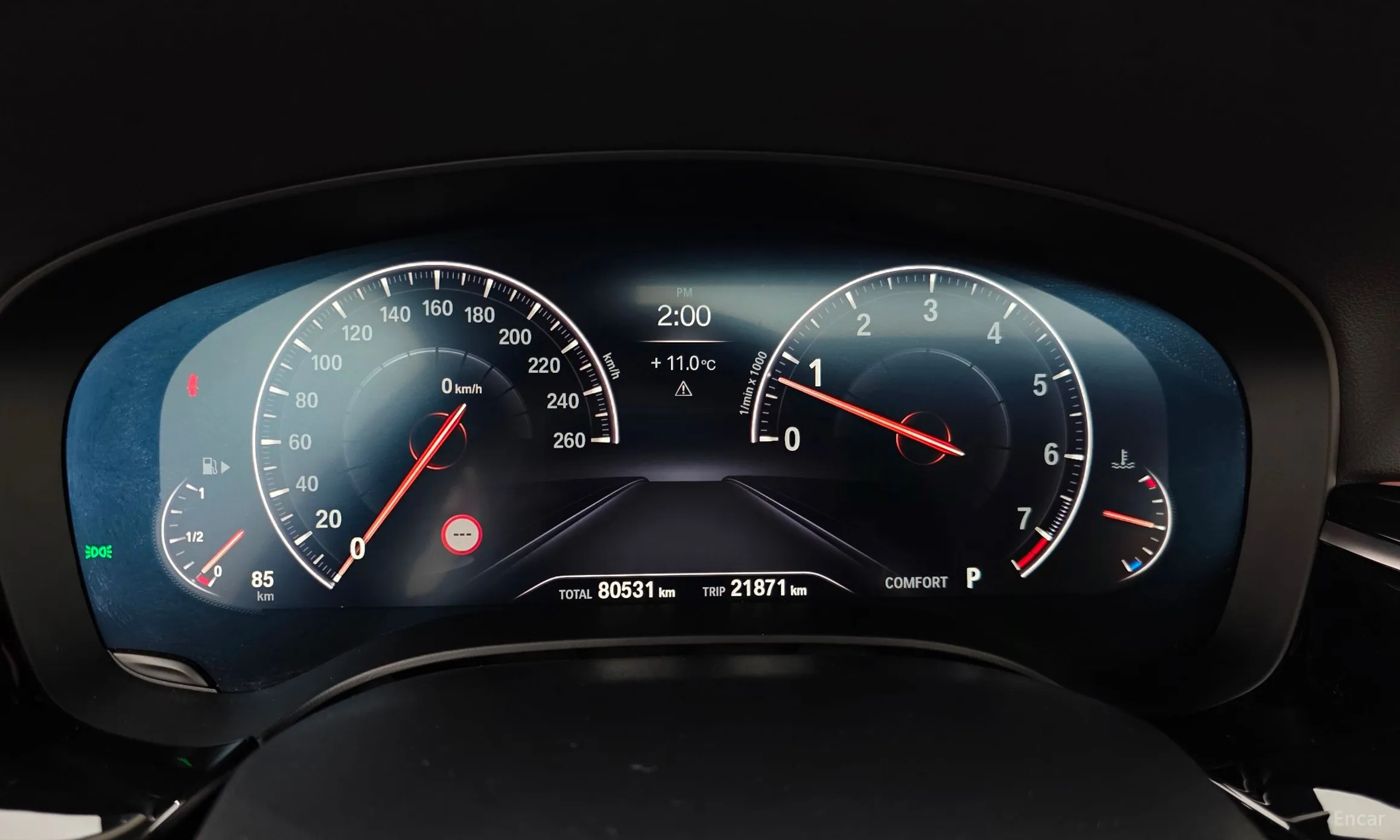 BMW 5 Series (G30) превью 8