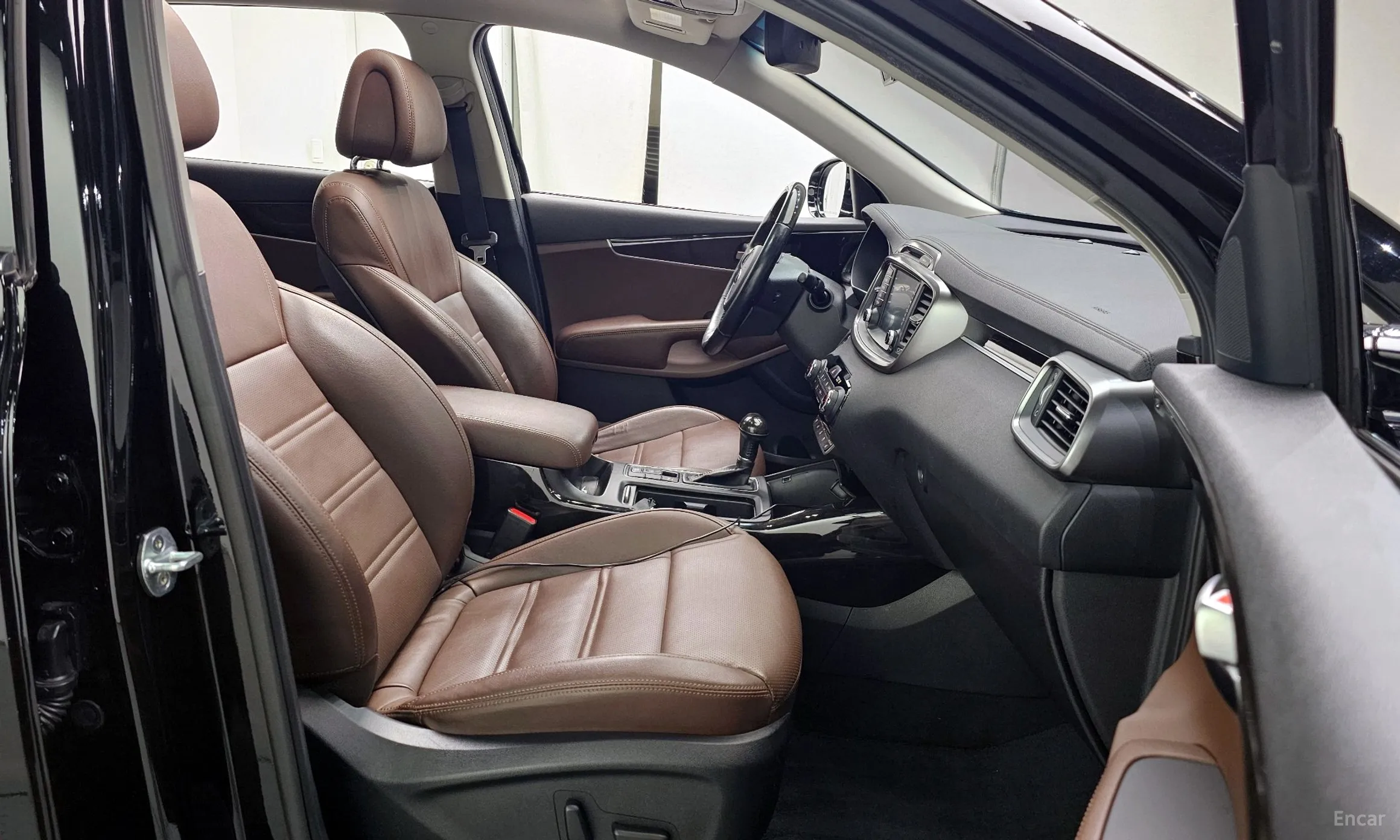 Kia Sorento превью 10