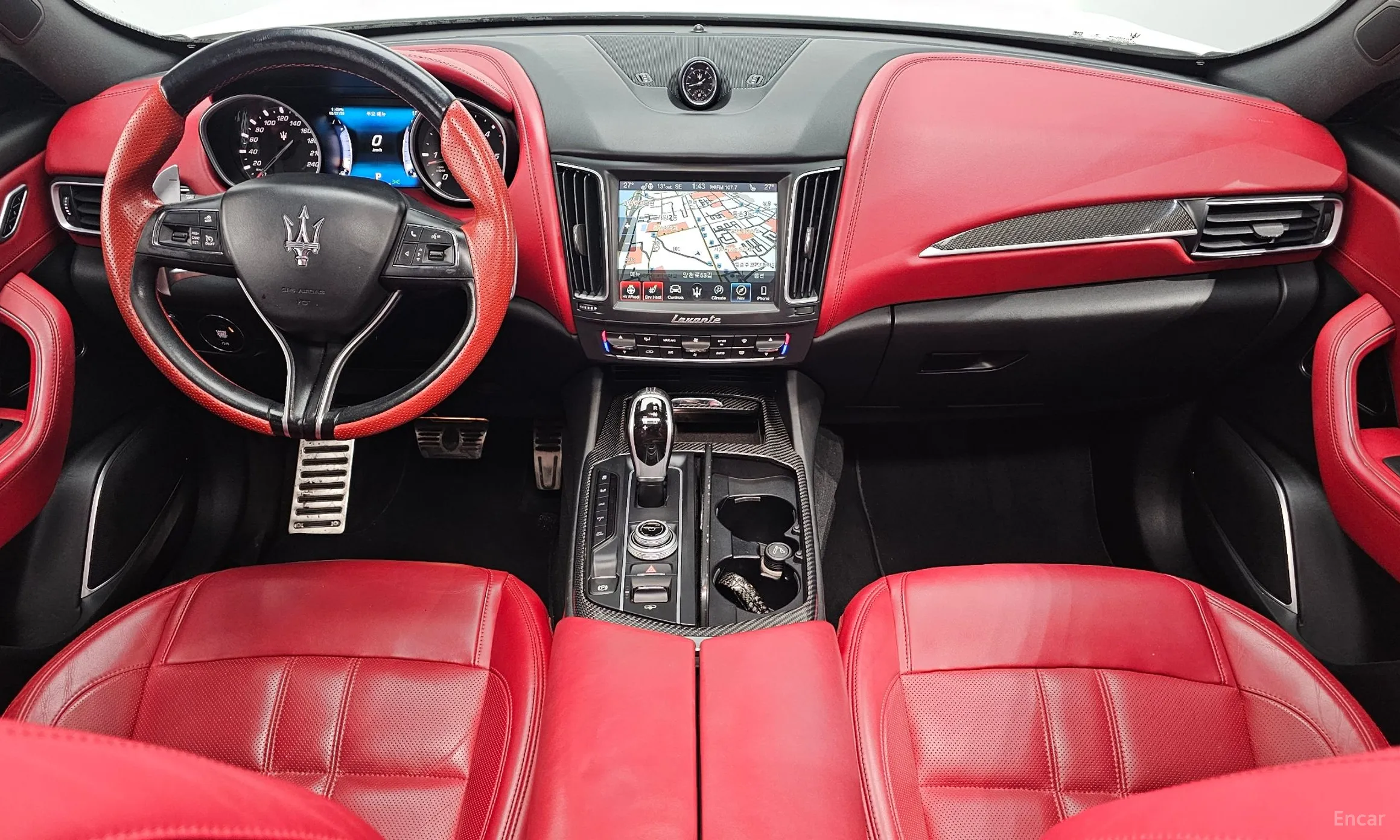 Maserati Levante превью 7