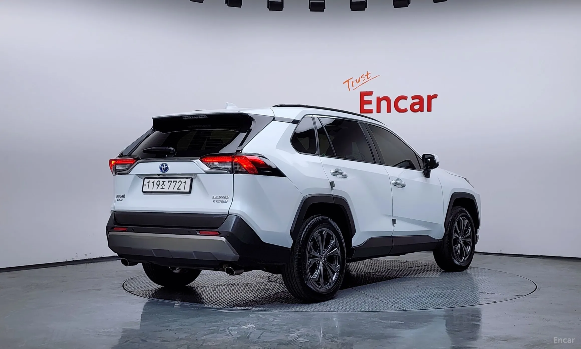 Toyota RAV4 5th Generation