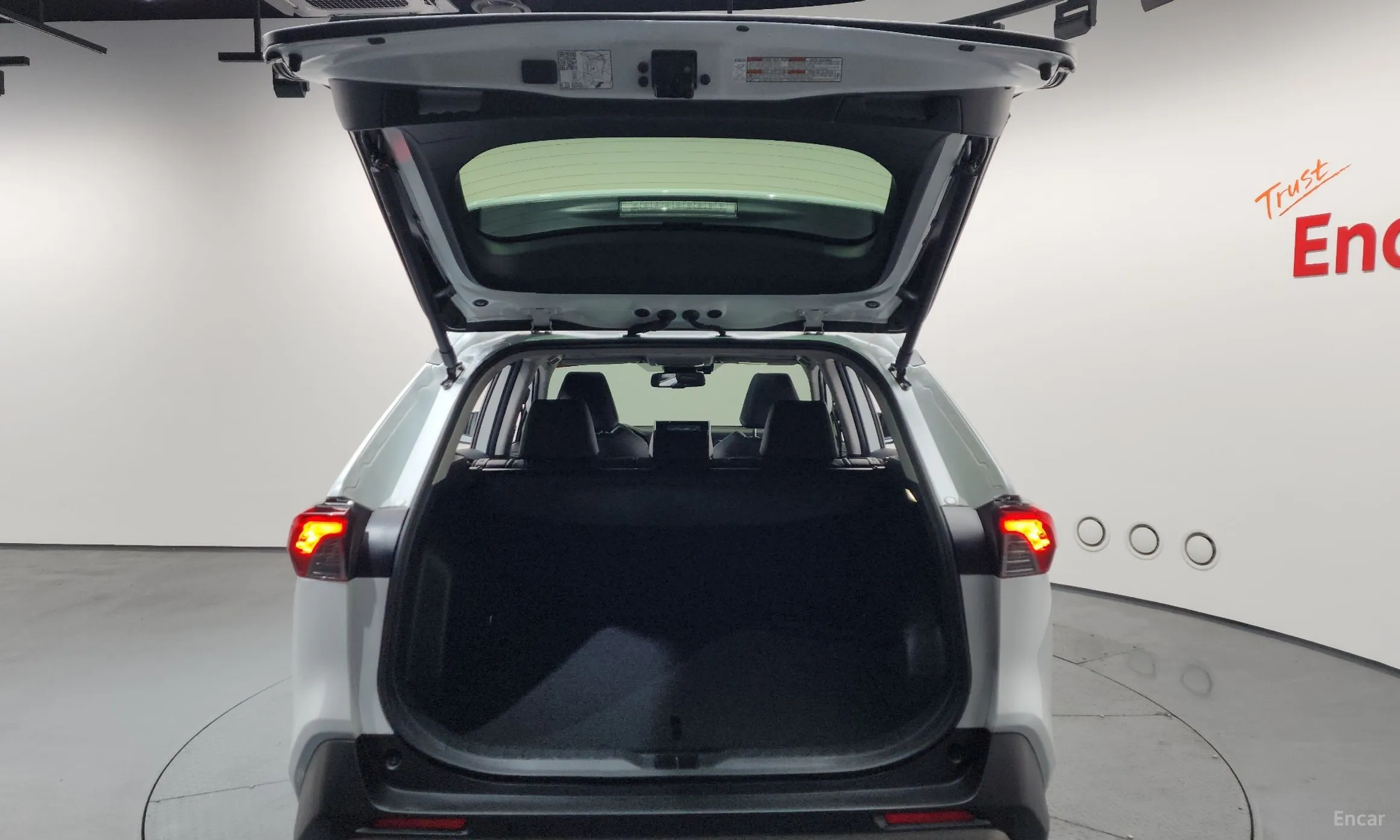 Toyota RAV4 5th Generation превью 20