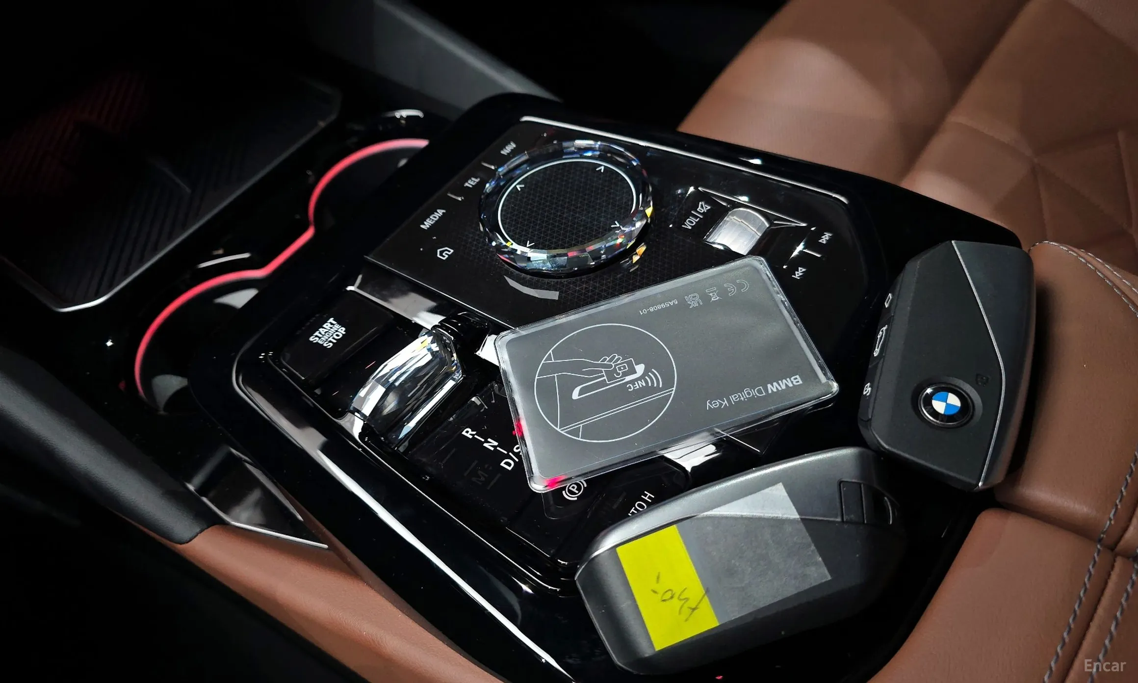 BMW 5 Series (G60) превью 9