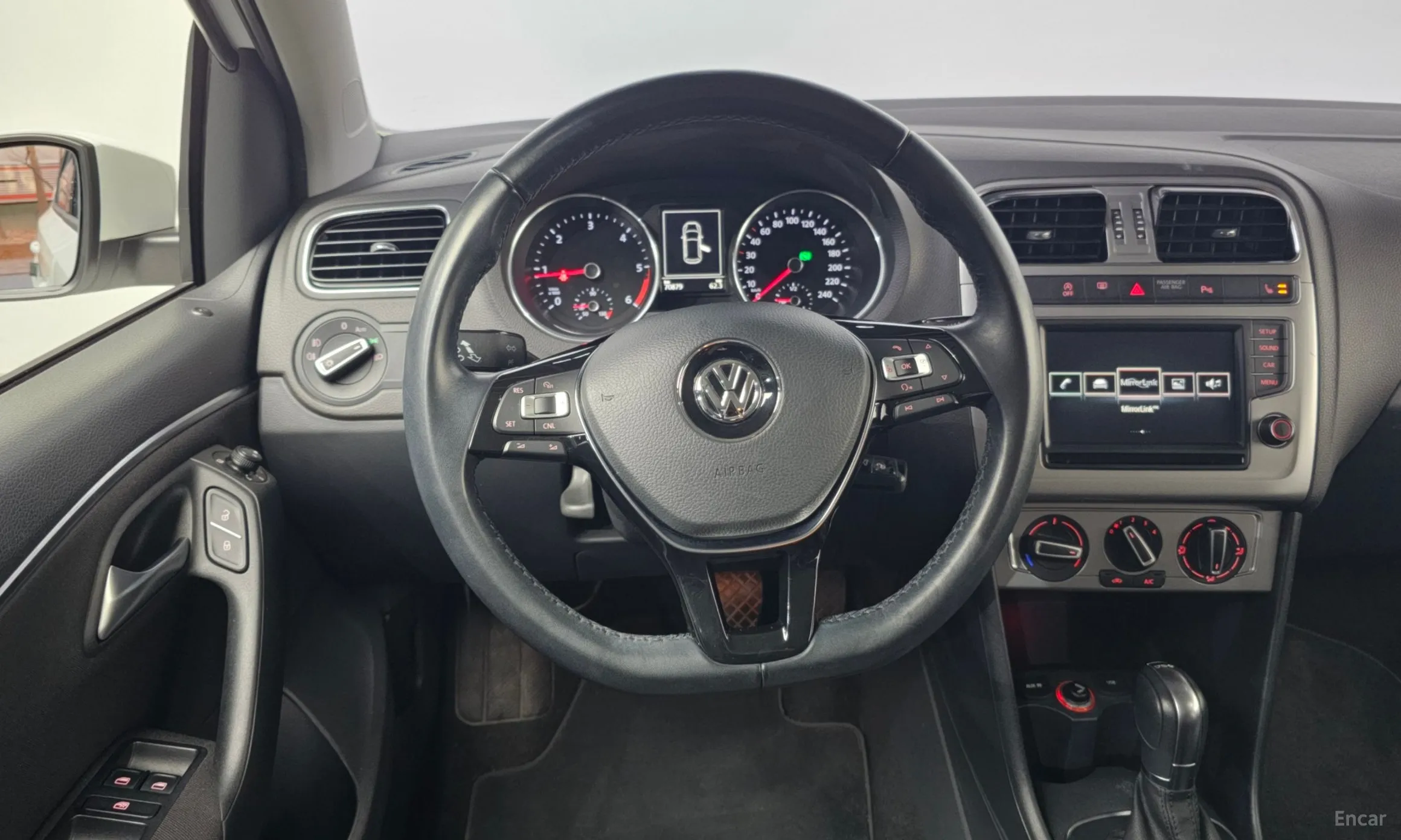 Volkswagen Polo превью 13