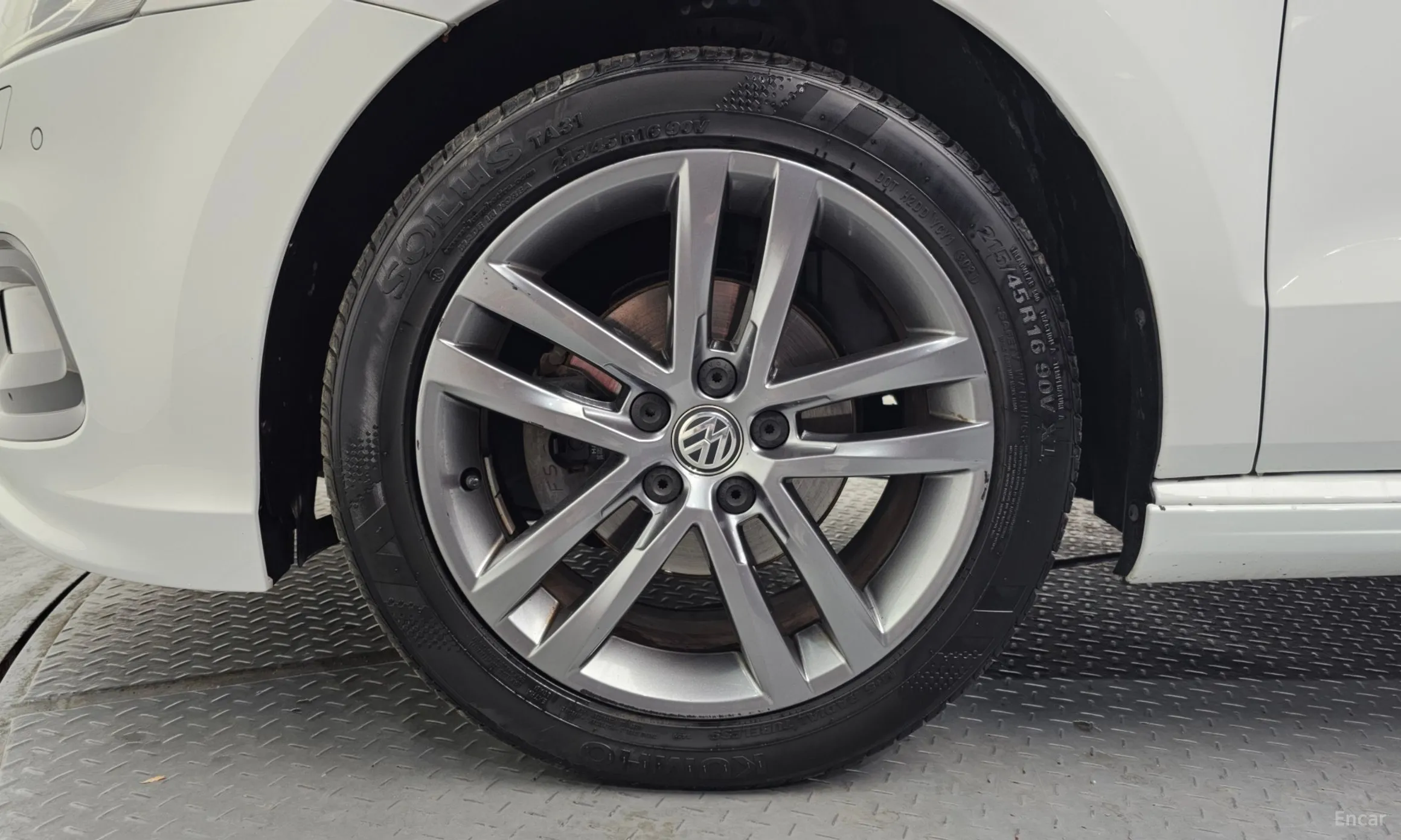 Volkswagen Polo превью 5