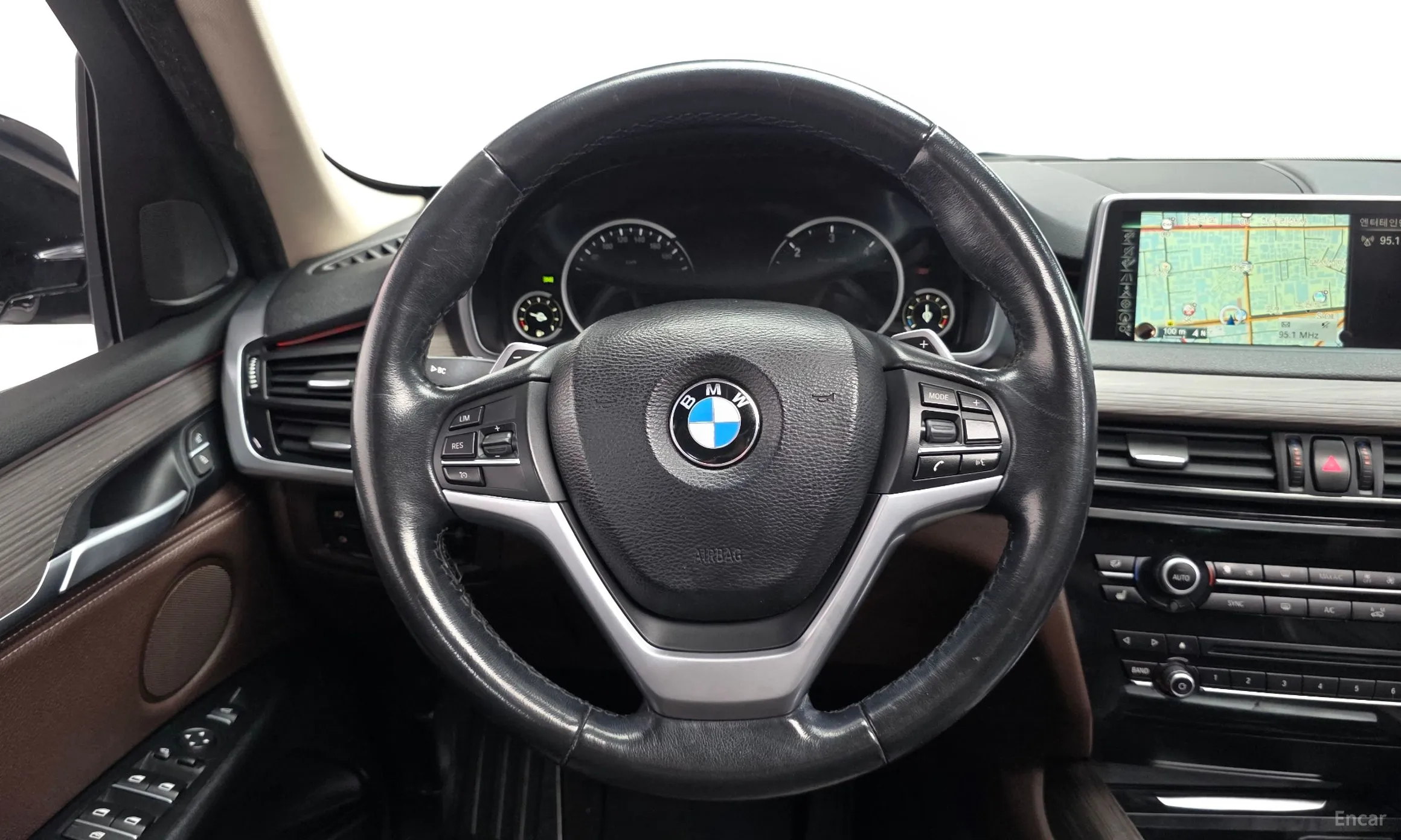 BMW X5 (F15) превью 5