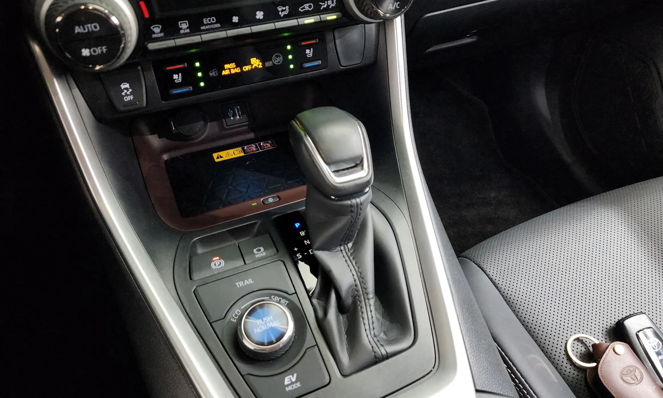 Toyota RAV4 5th Generation превью 9