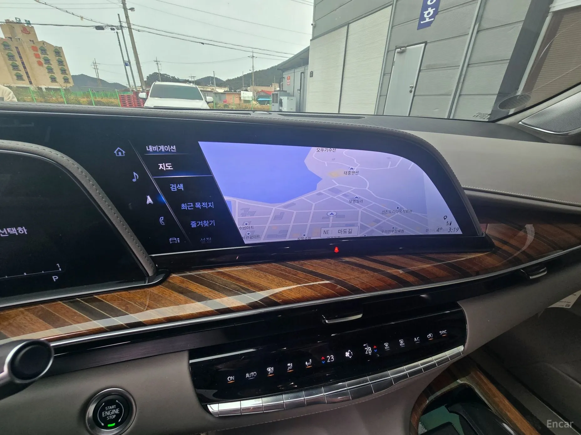 Cadillac Escalade 5th Generation превью 19