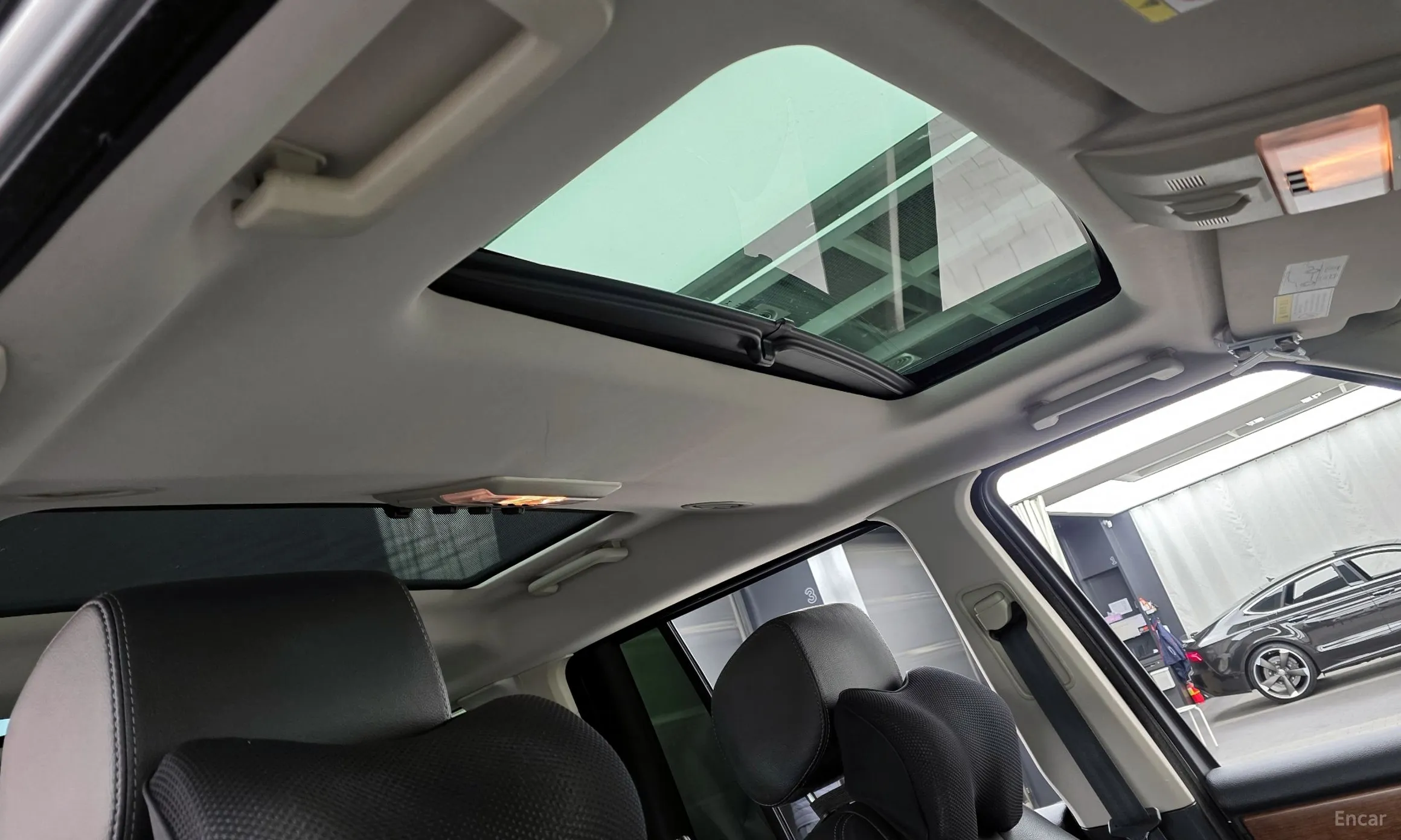 Land Rover Discovery 4 превью 16
