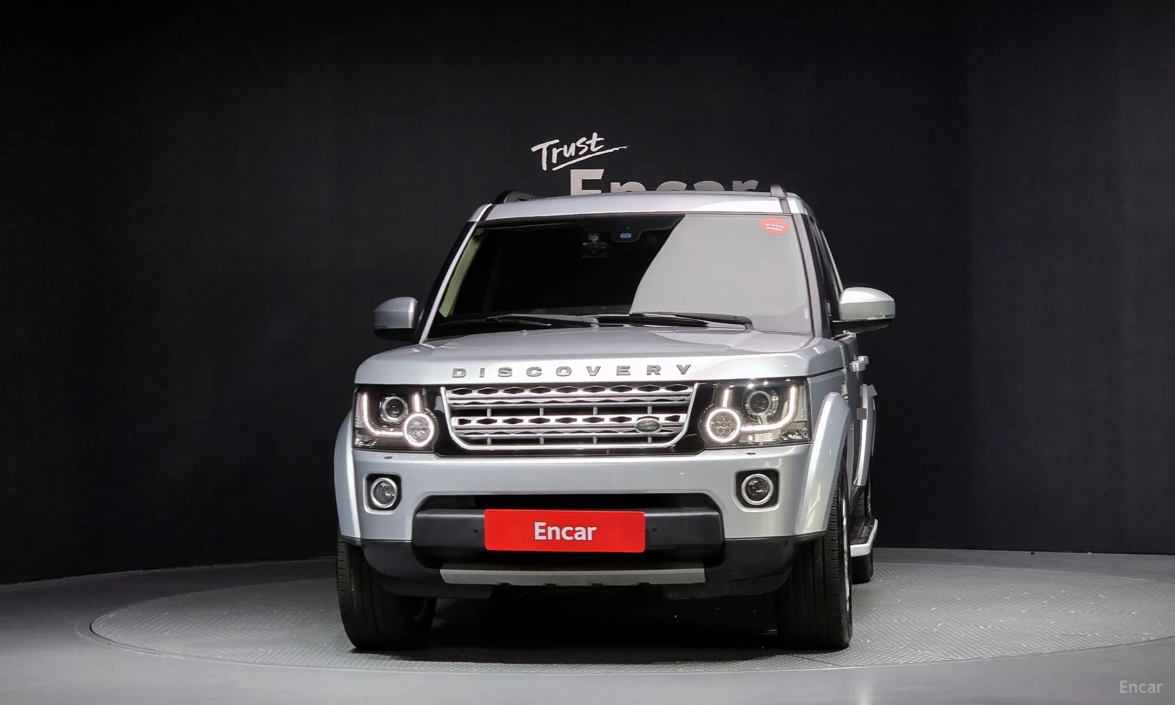 Land Rover Discovery 4 превью 3