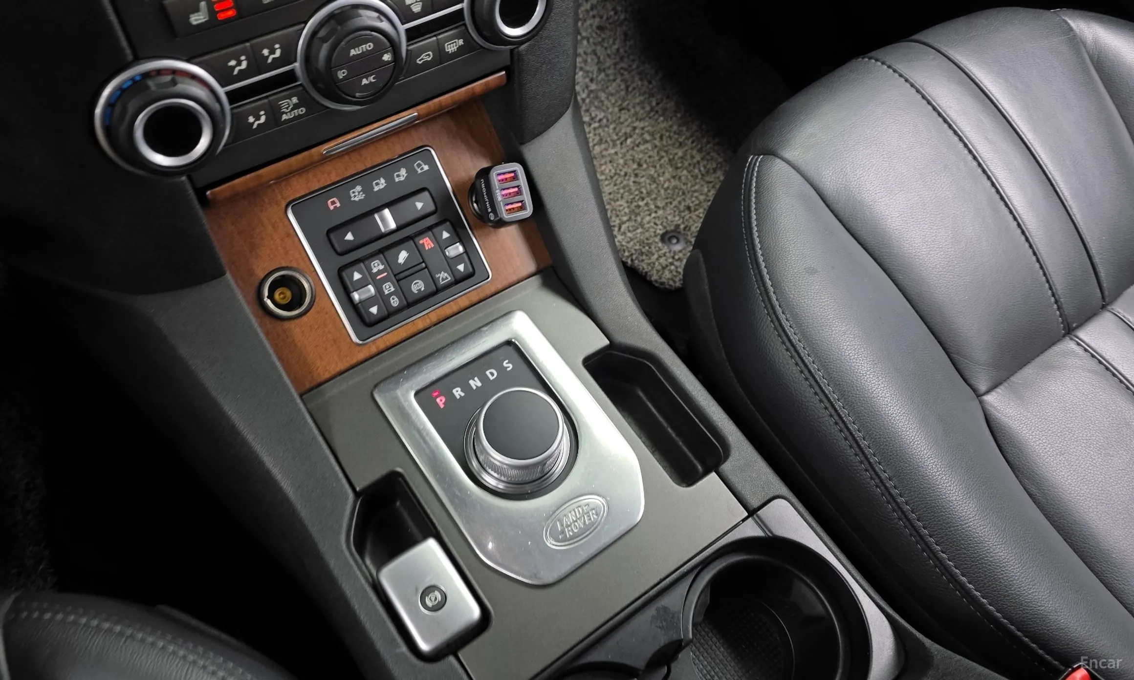 Land Rover Discovery 4 превью 9
