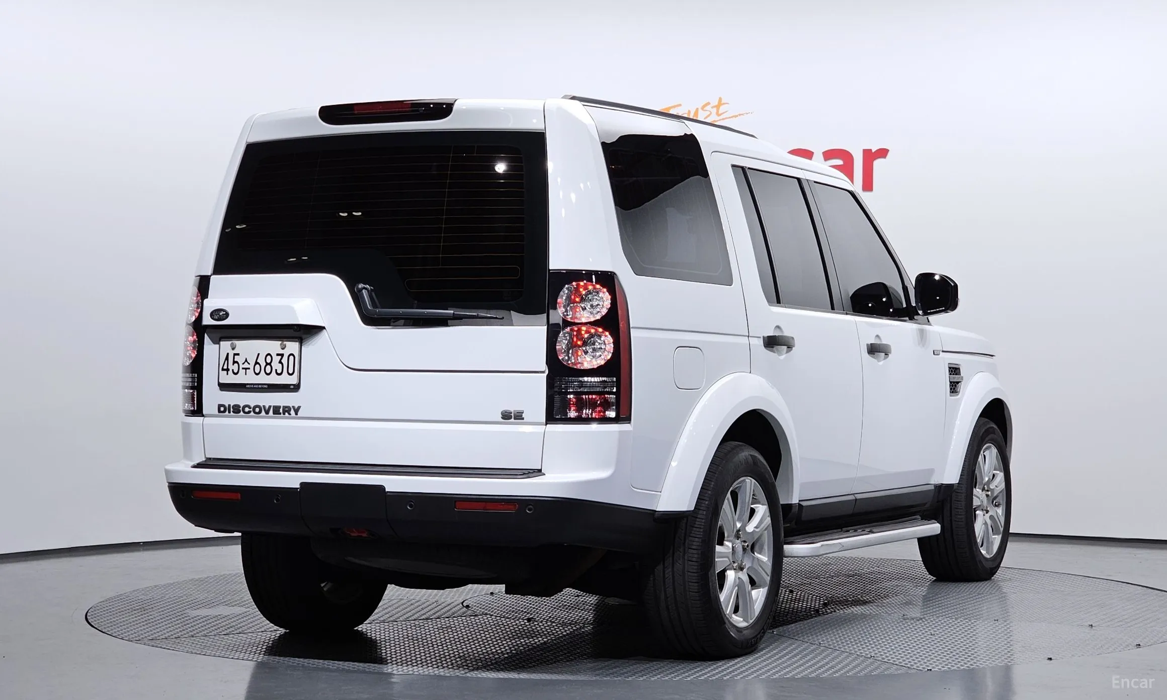 Land Rover Discovery 4 превью 2
