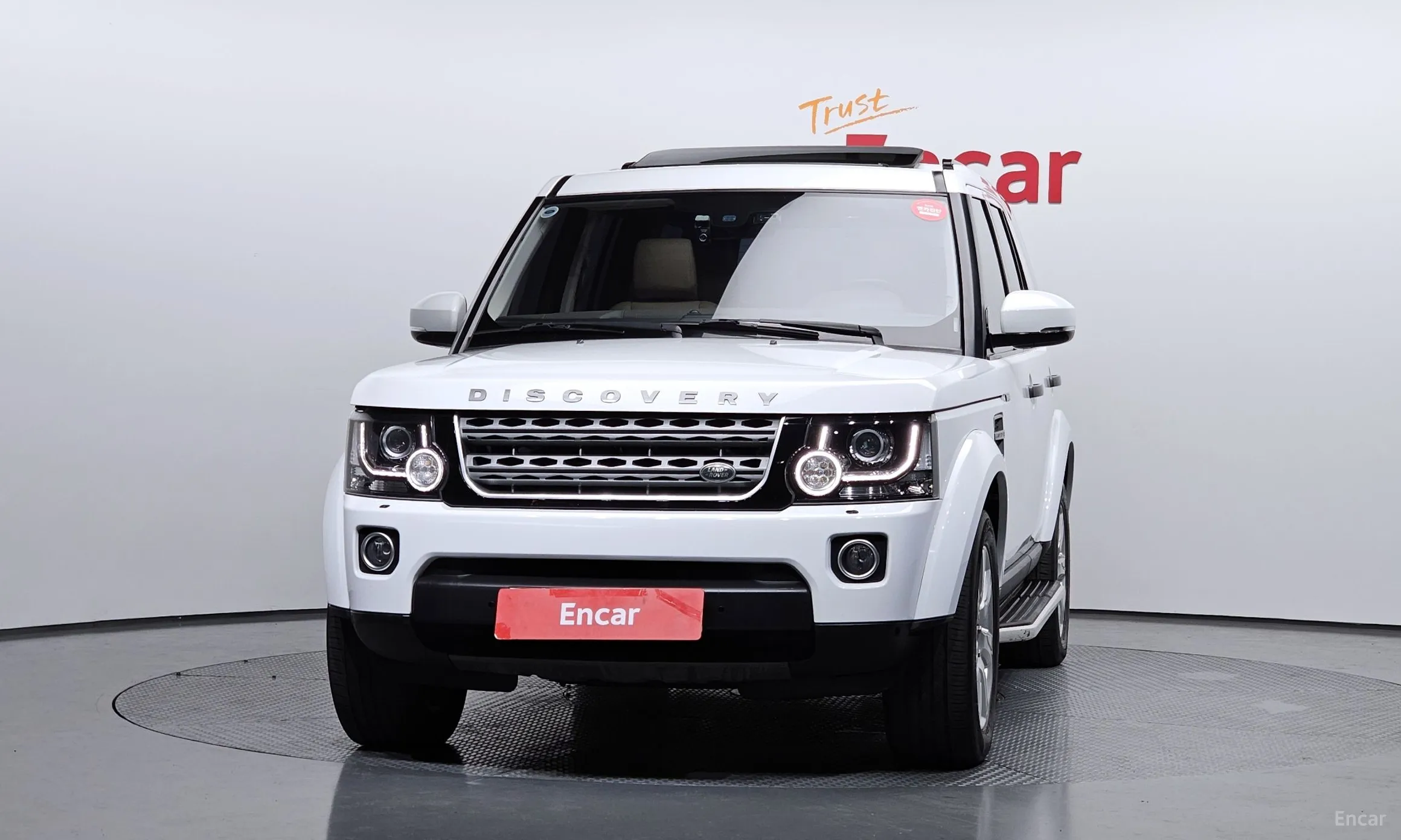 Land Rover Discovery 4 превью 3
