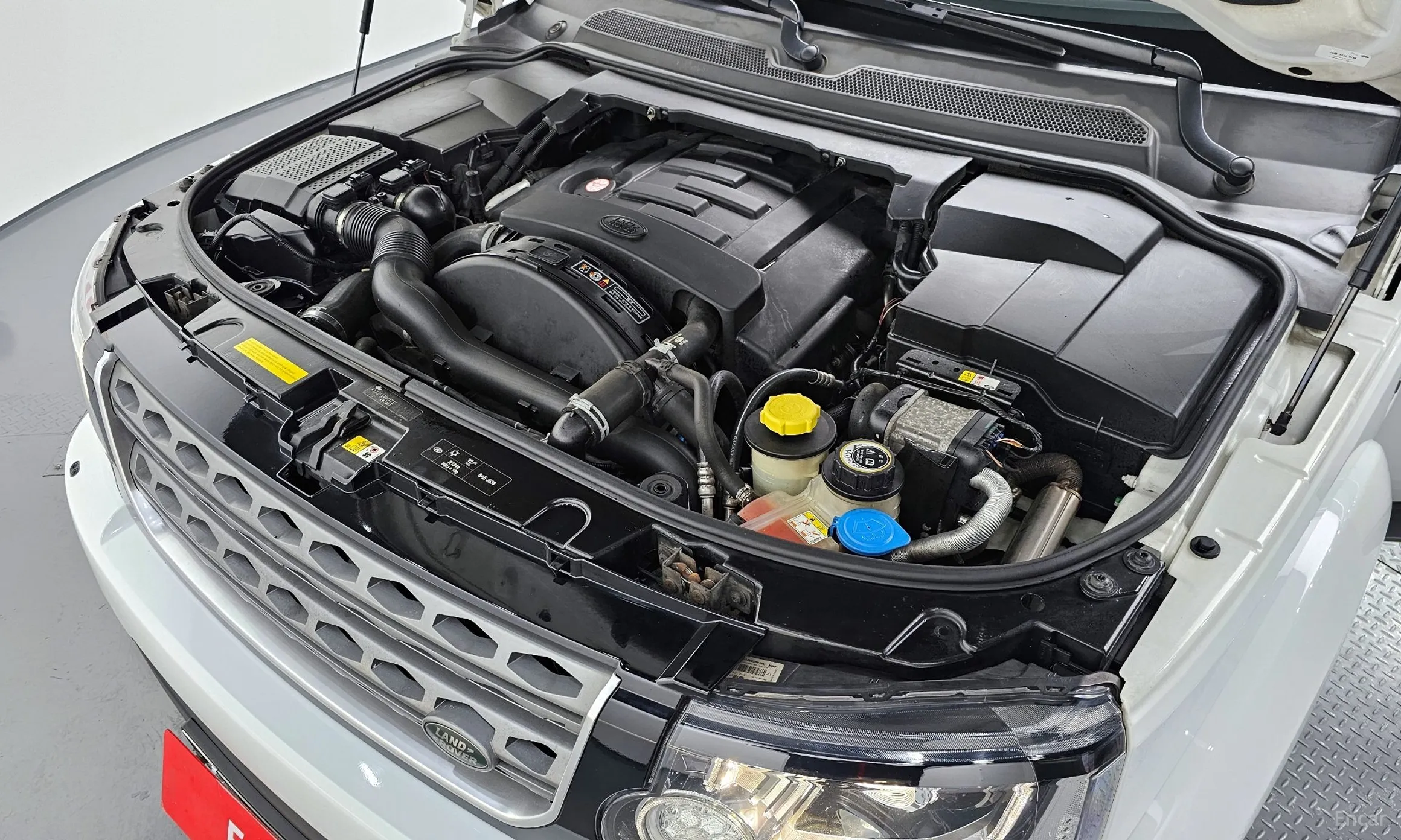 Land Rover Discovery 4 превью 6