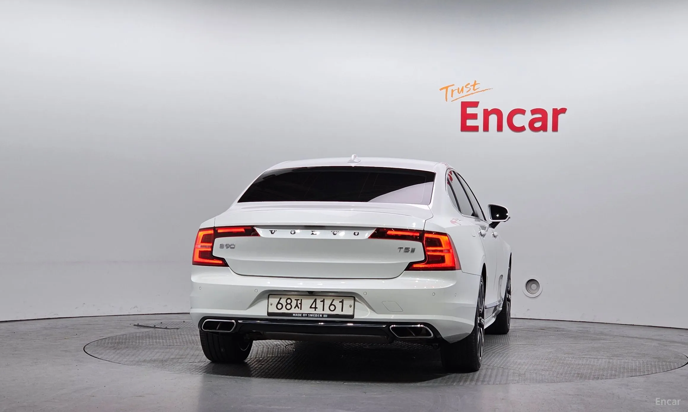 Volvo S90 превью 4