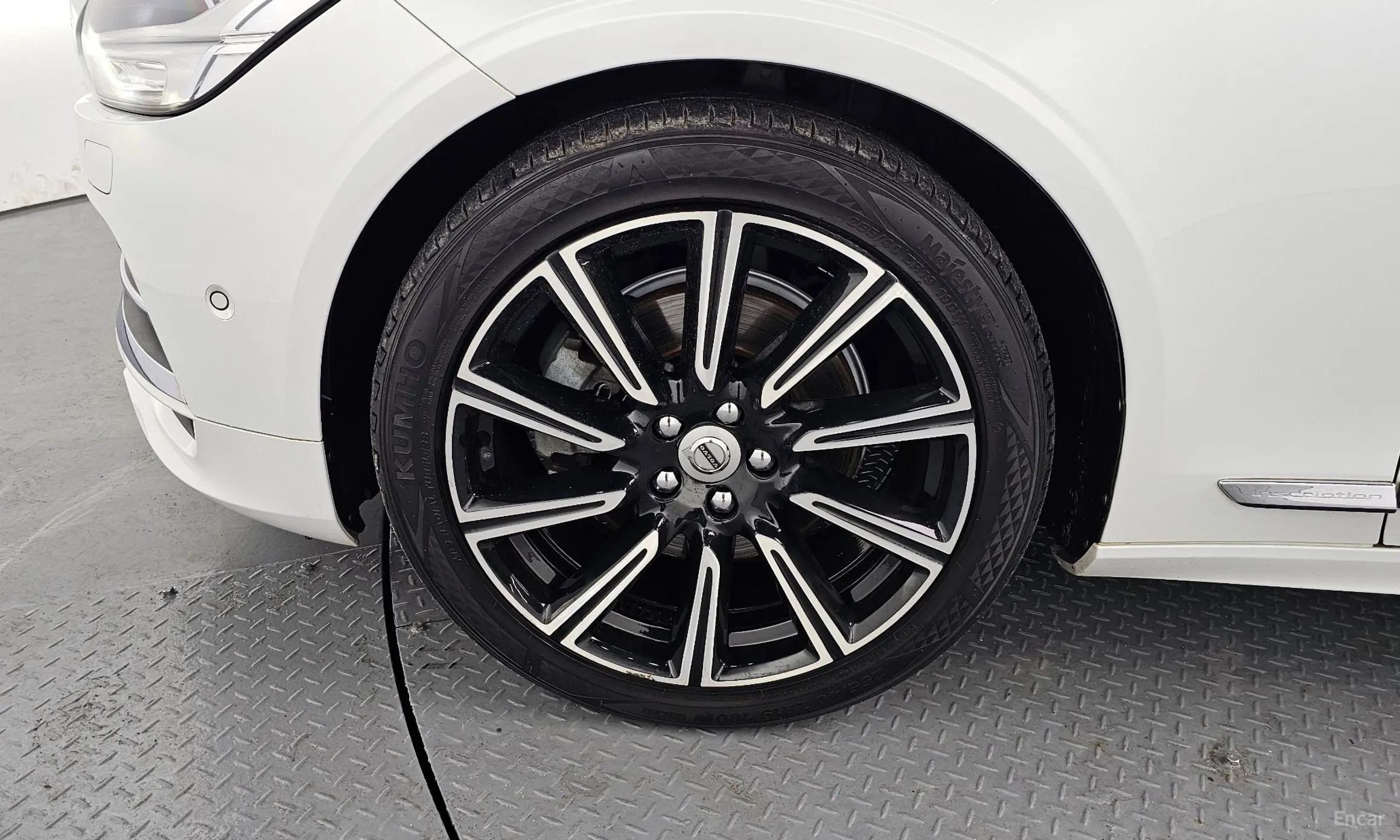 Volvo S90 превью 5