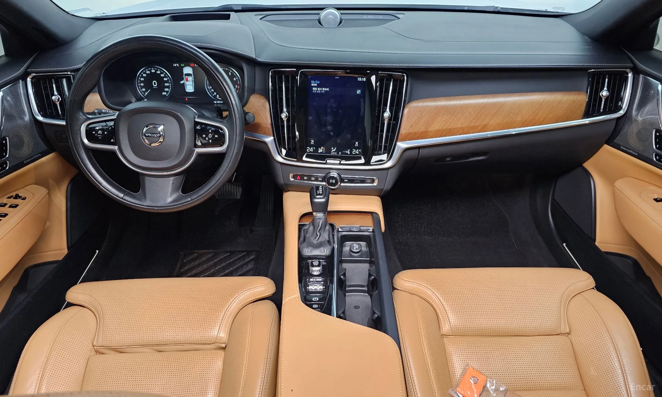 Volvo S90 превью 7