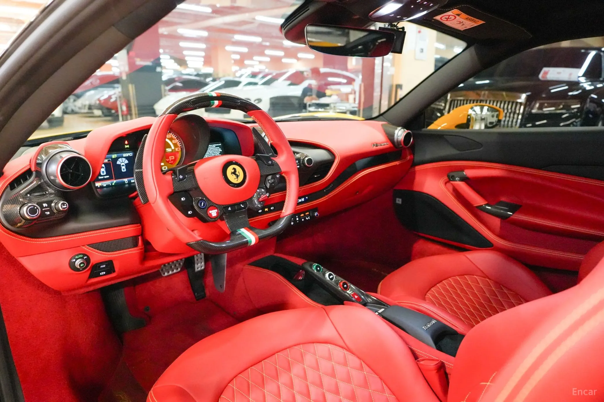 Ferrari F8 Tributo превью 7