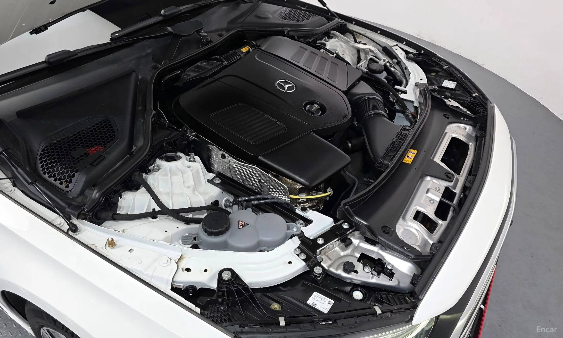 Mercedes Benz E-Class W214 превью 6