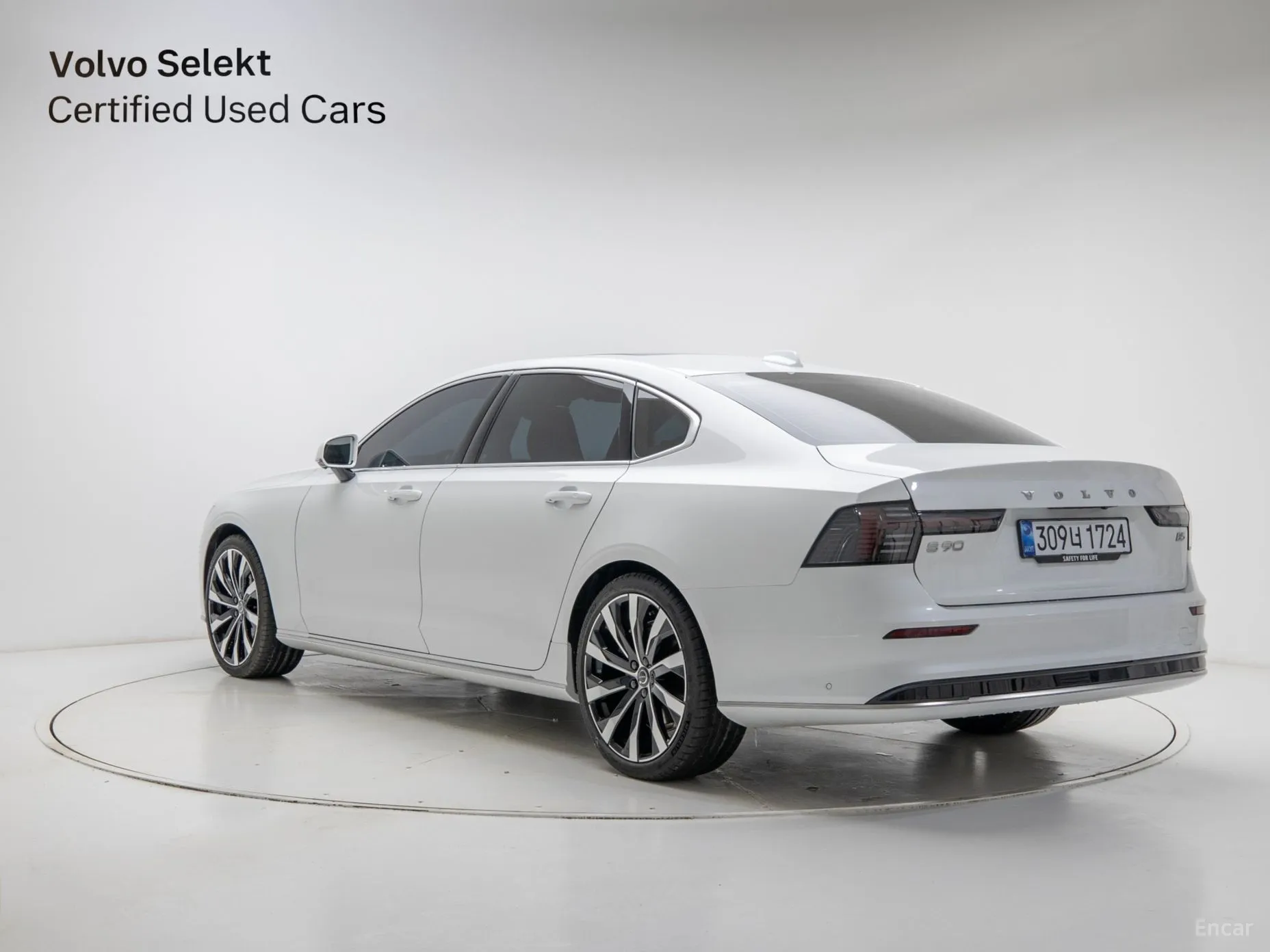 Volvo S90 превью 4