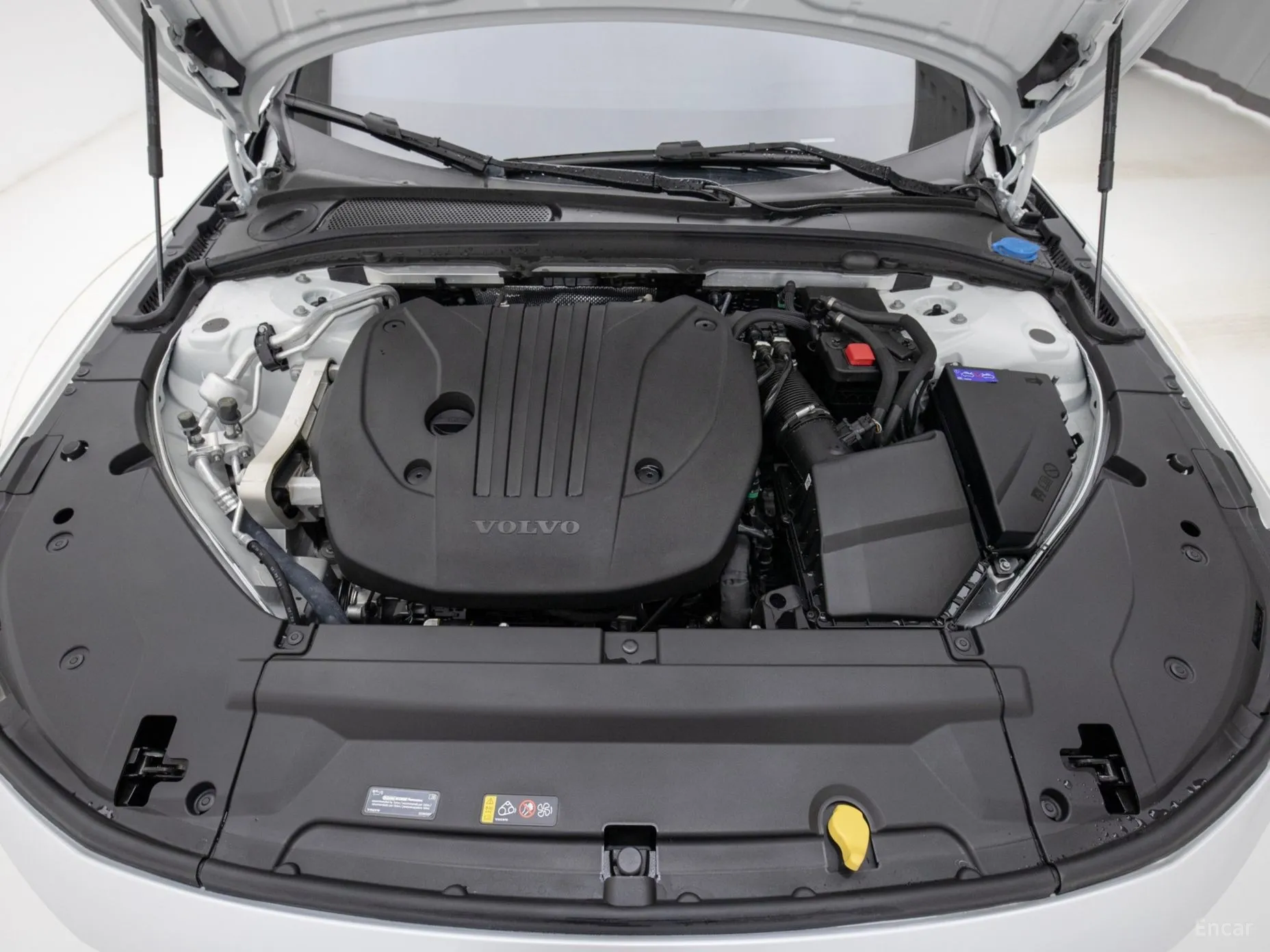Volvo S90 превью 6