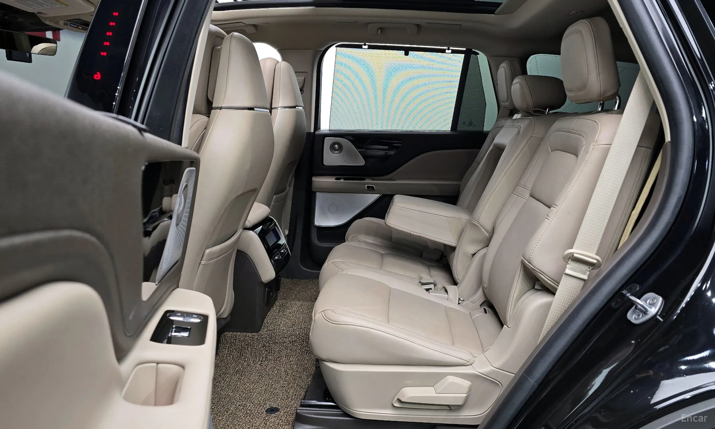Lincoln Aviator 2nd Generation превью 12