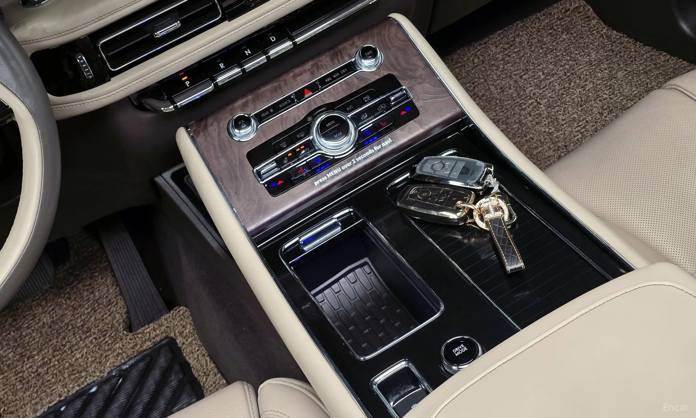 Lincoln Aviator 2nd Generation превью 9