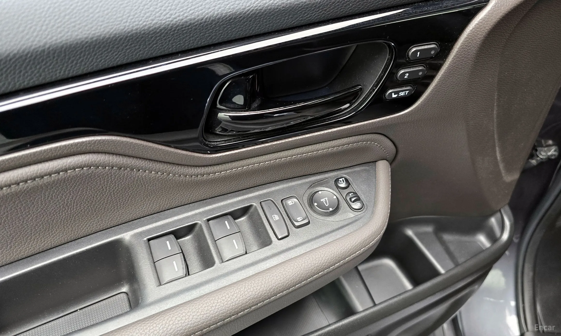 Honda Odyssey превью 14