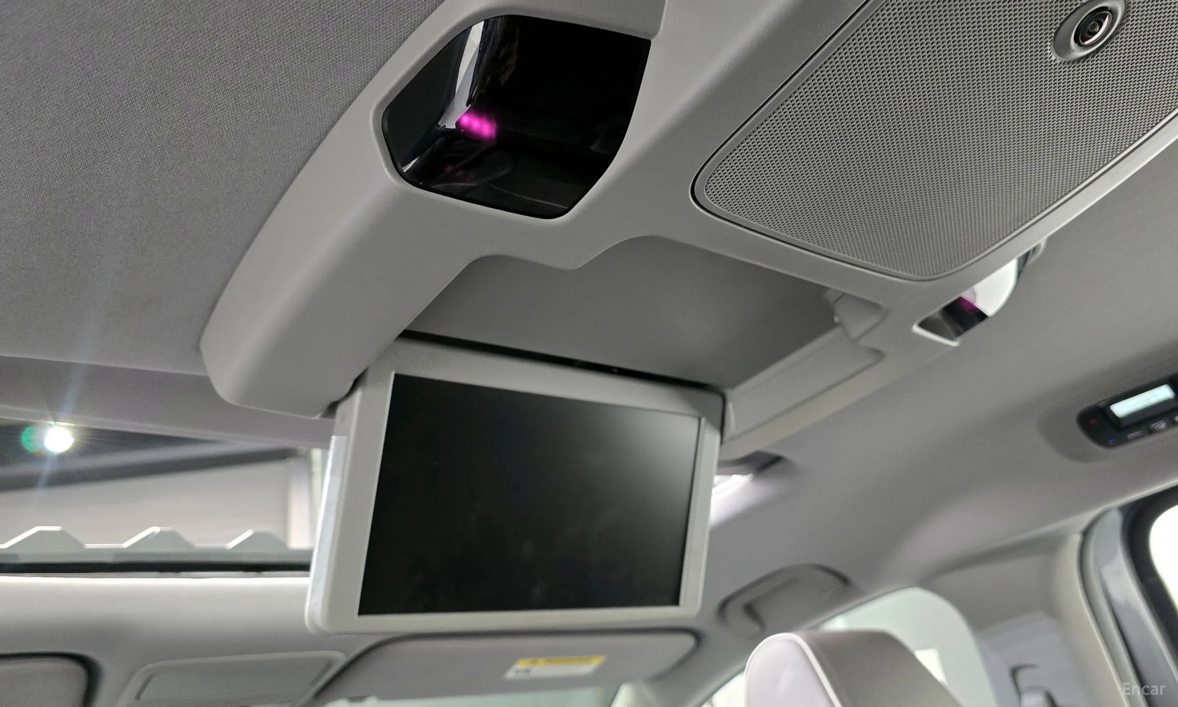 Honda Odyssey превью 17