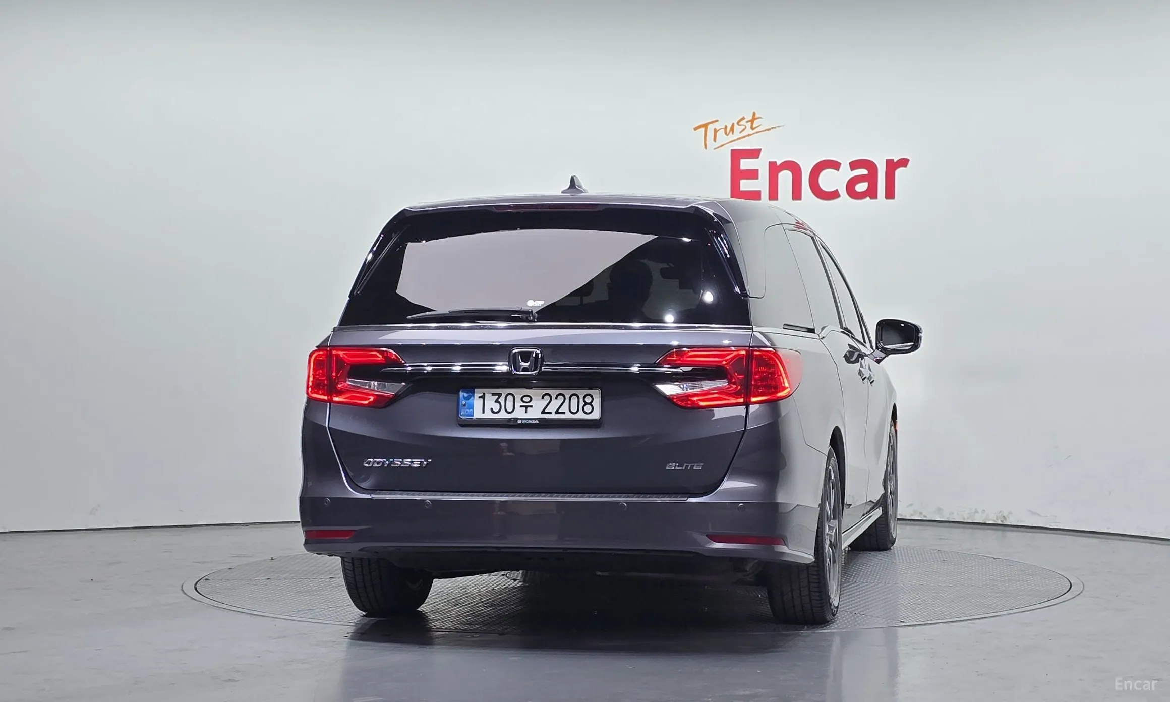 Honda Odyssey превью 4
