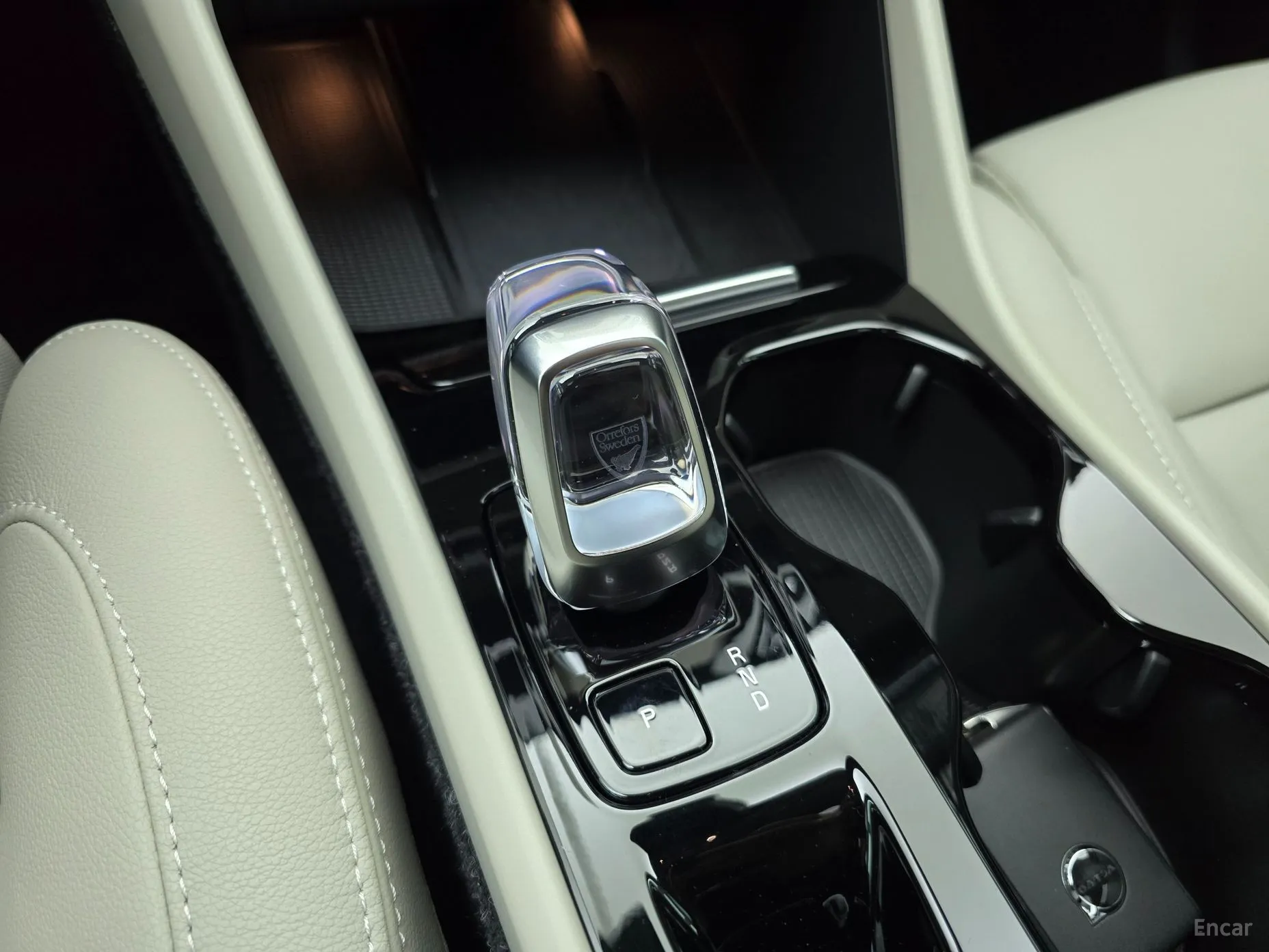 Volvo XC40 превью 8