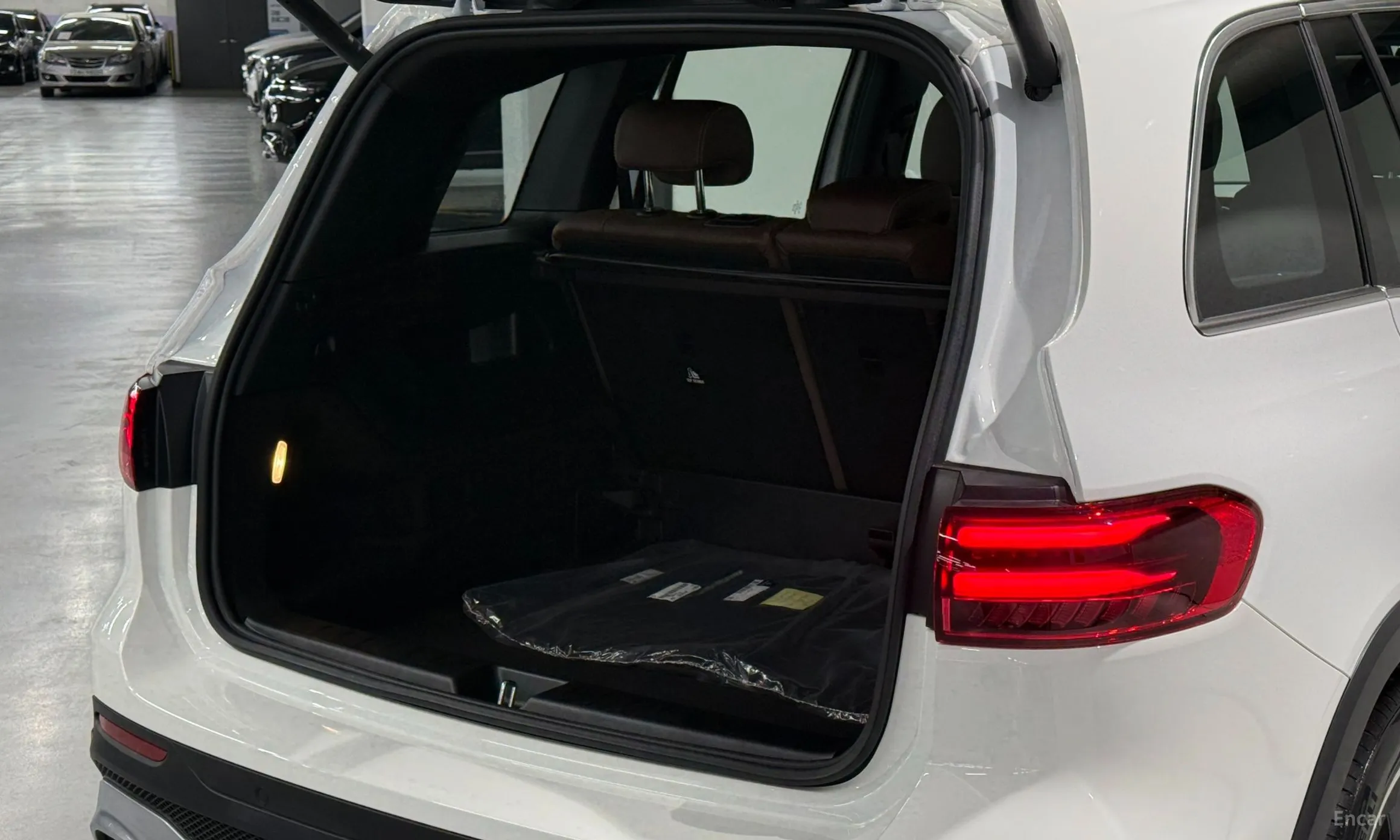 Mercedes Benz GLB-Class X247 превью 10