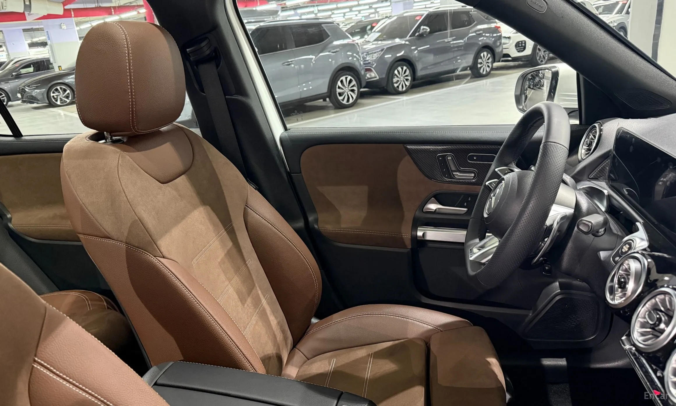 Mercedes Benz GLB-Class X247 превью 18