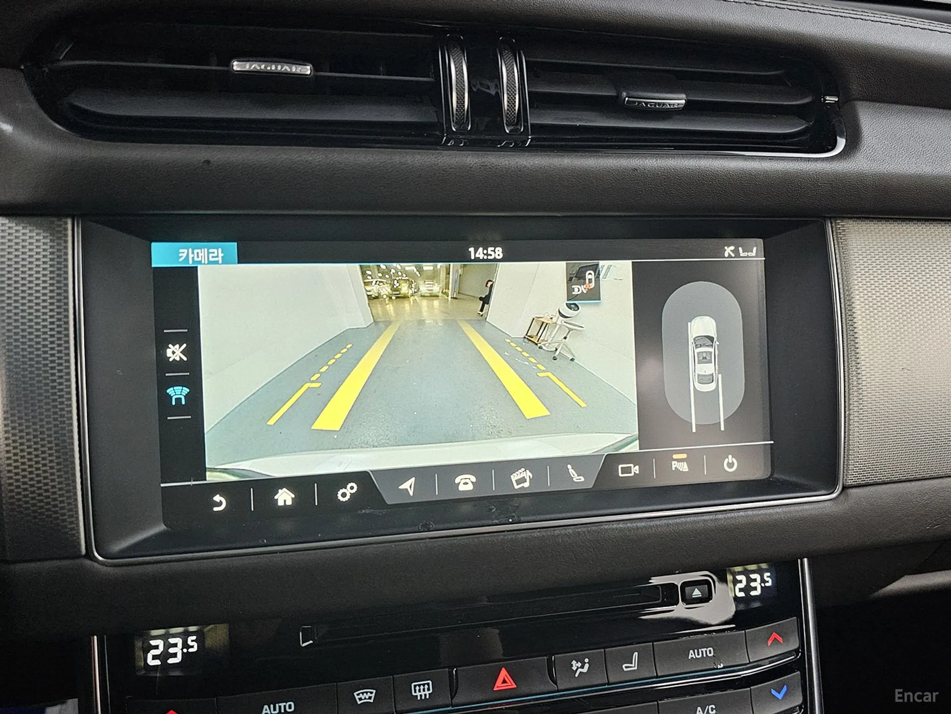Jaguar XF (x260) превью 15