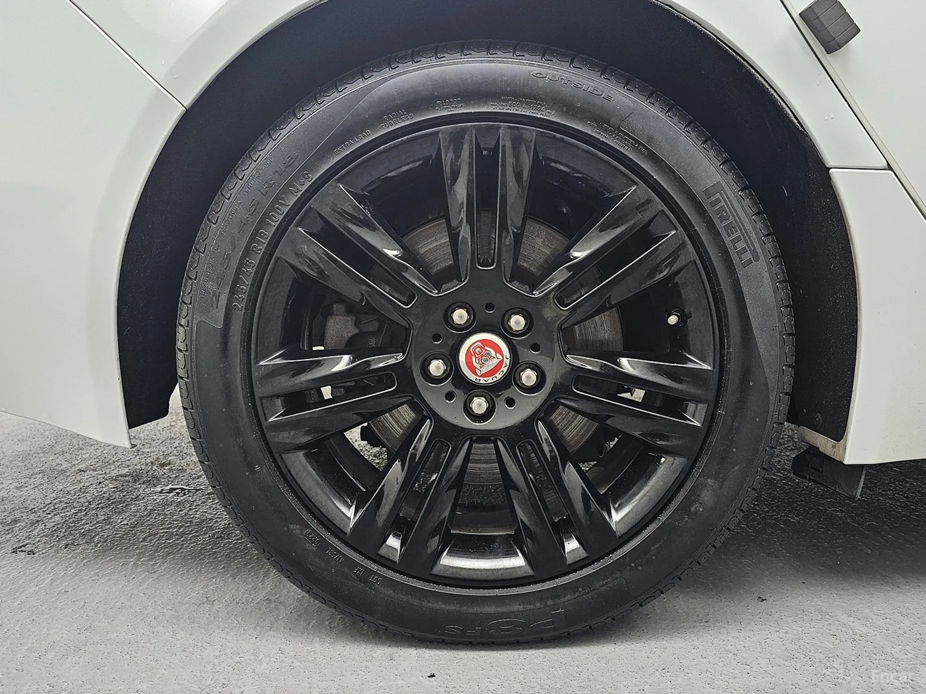 Jaguar XF (x260) превью 6