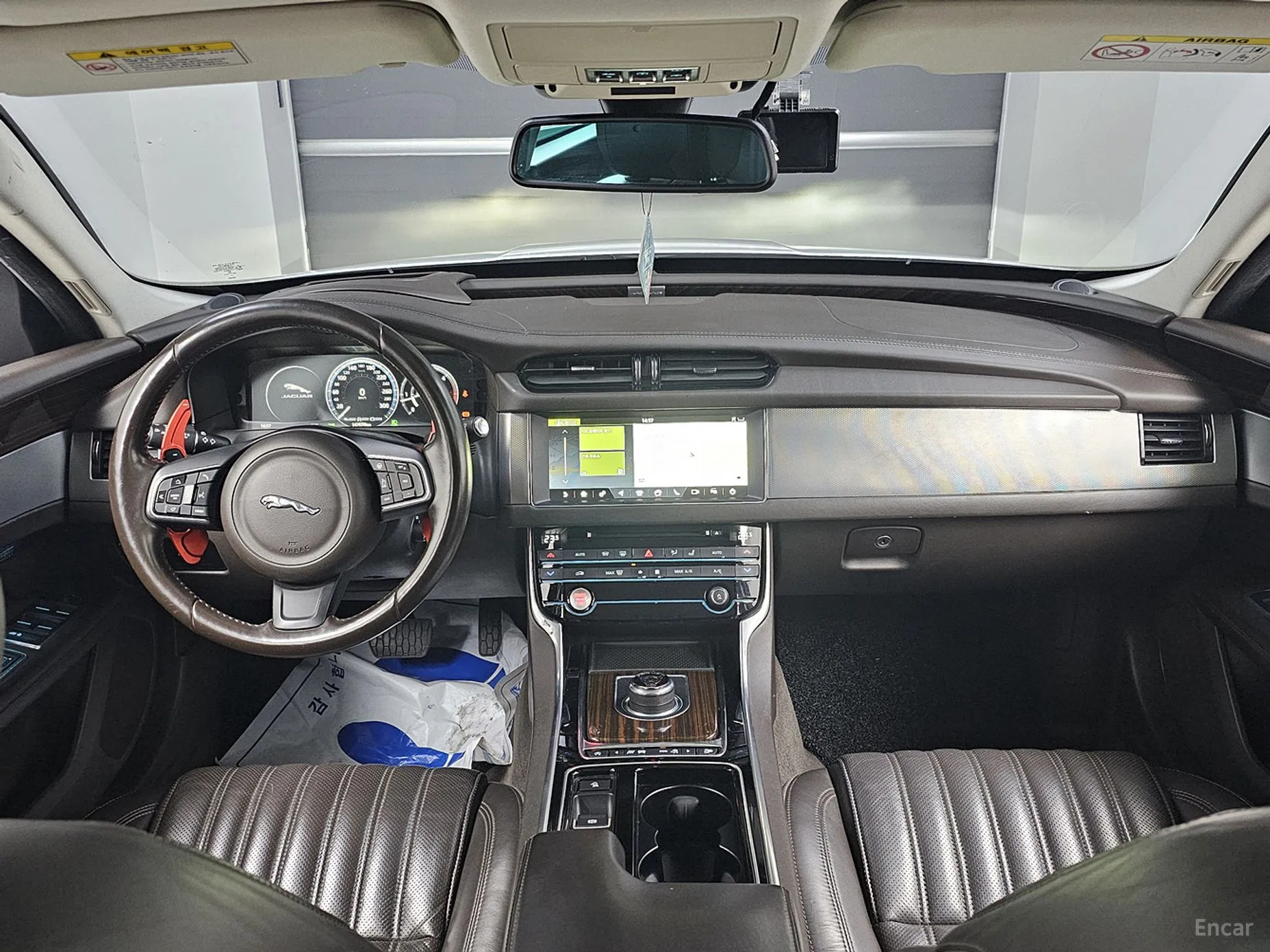 Jaguar XF (x260) превью 8