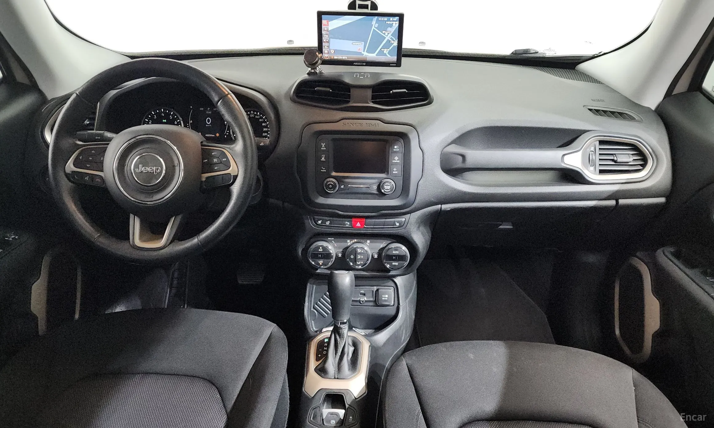 Jeep Renegade превью 7