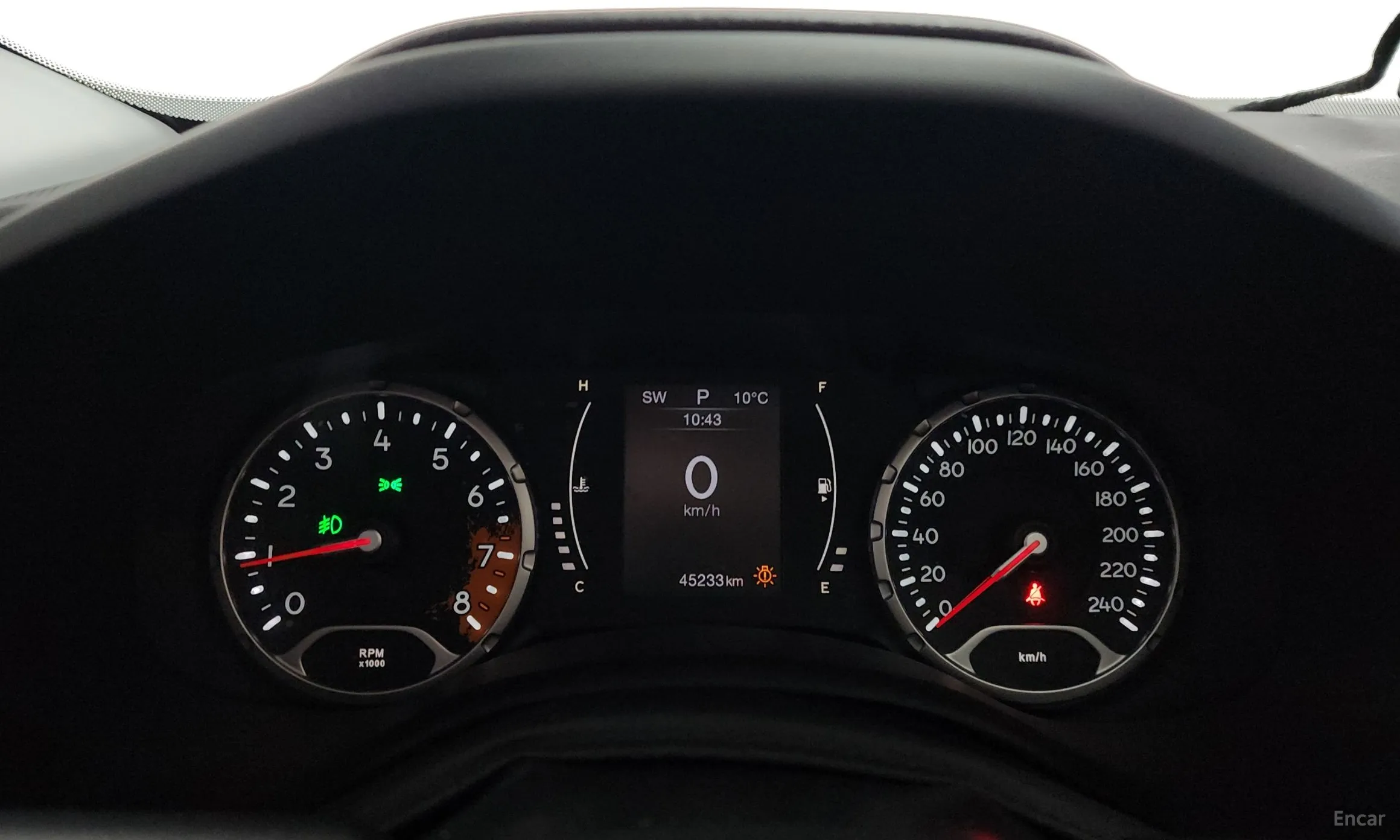 Jeep Renegade превью 8