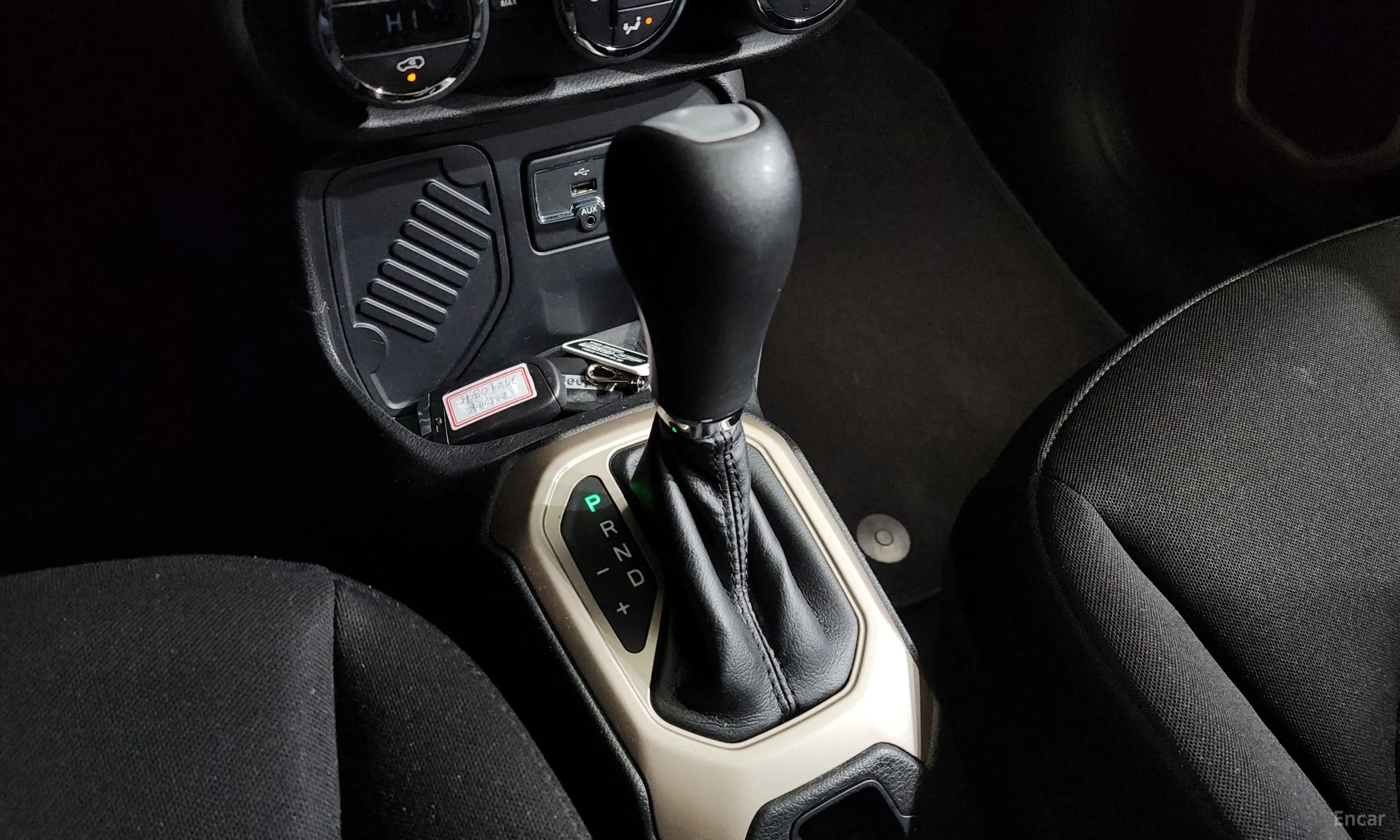 Jeep Renegade превью 9