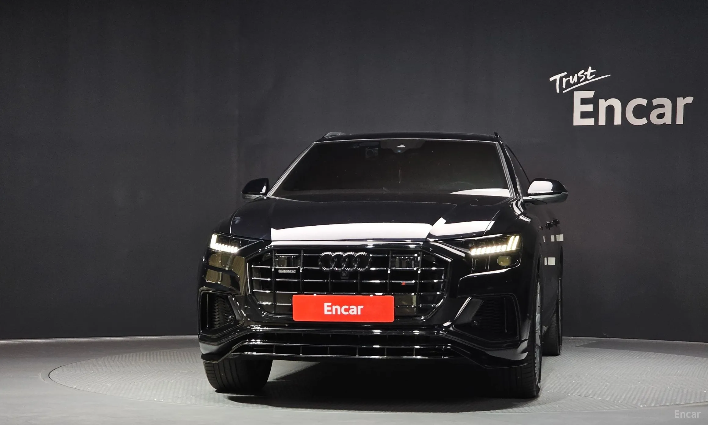 Audi Q8 (4M)