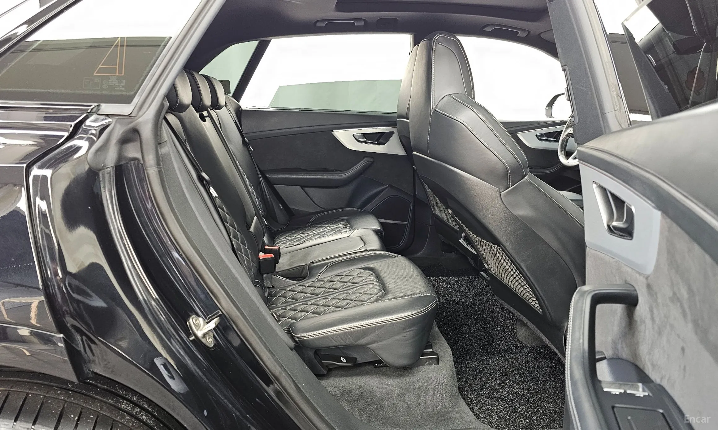 Audi Q8 (4M) превью 12