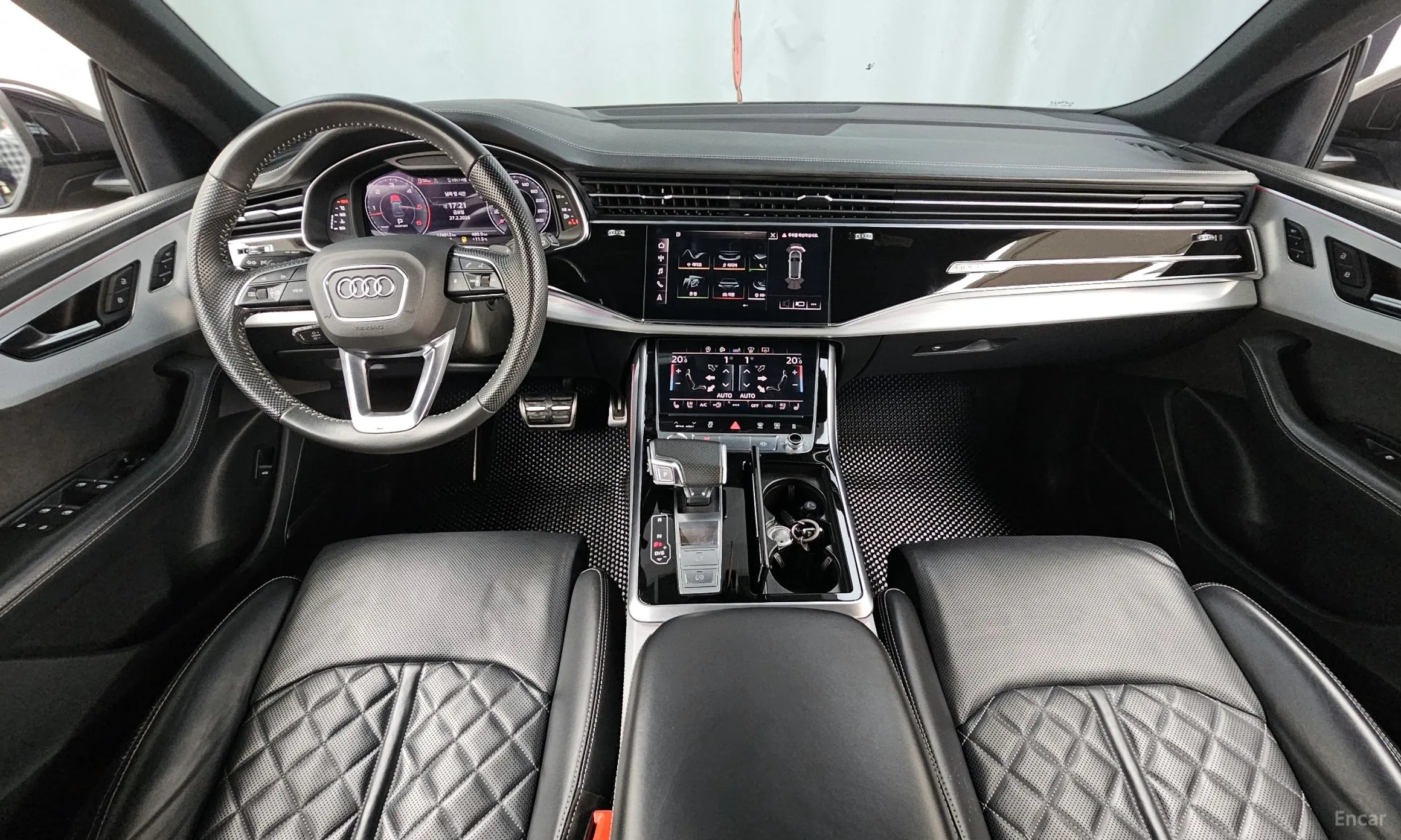 Audi Q8 (4M) превью 7